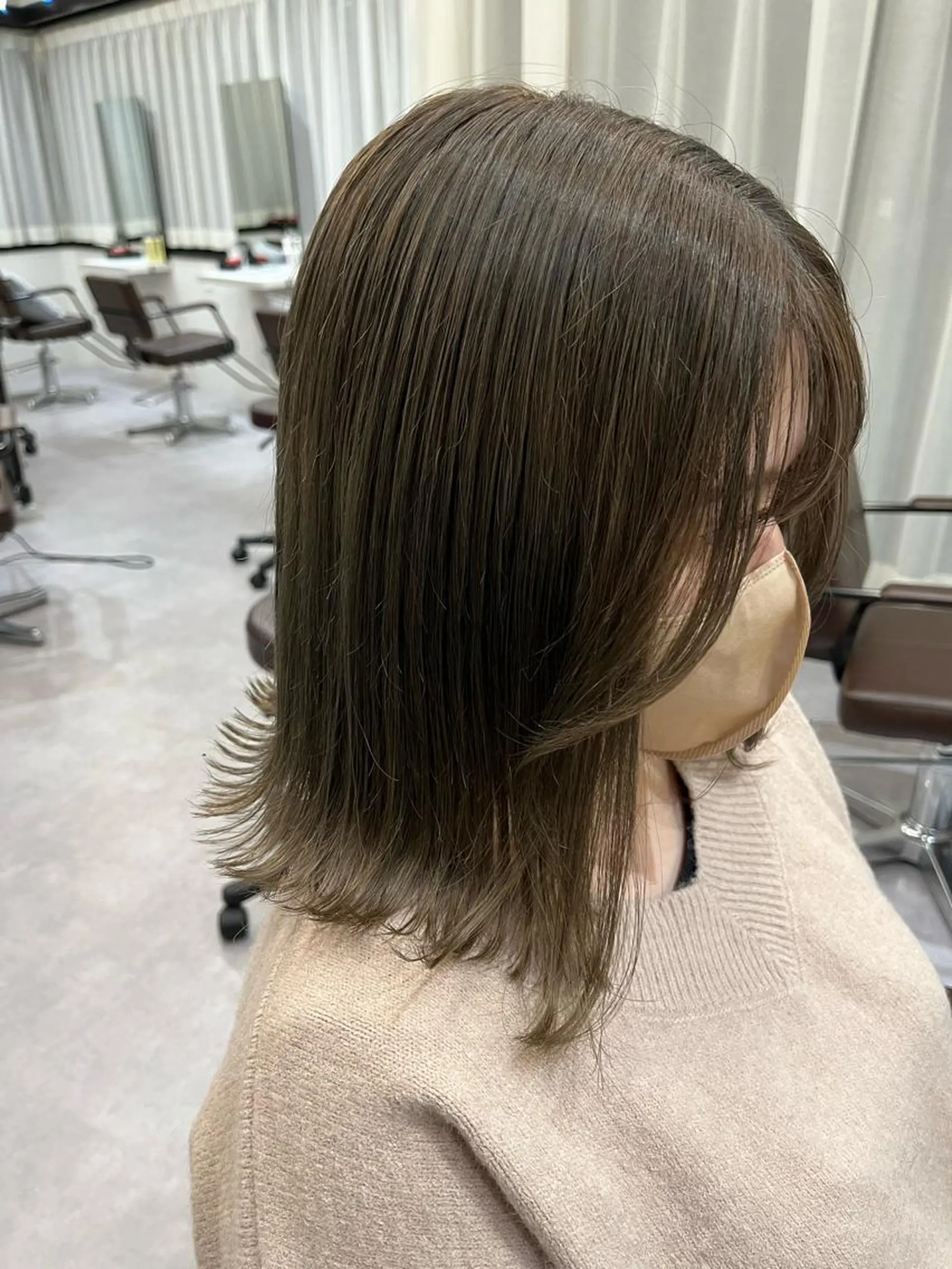 ミディアム カラー グレージュ 酸性縮毛矯正 Coreすずのヘアスタイル