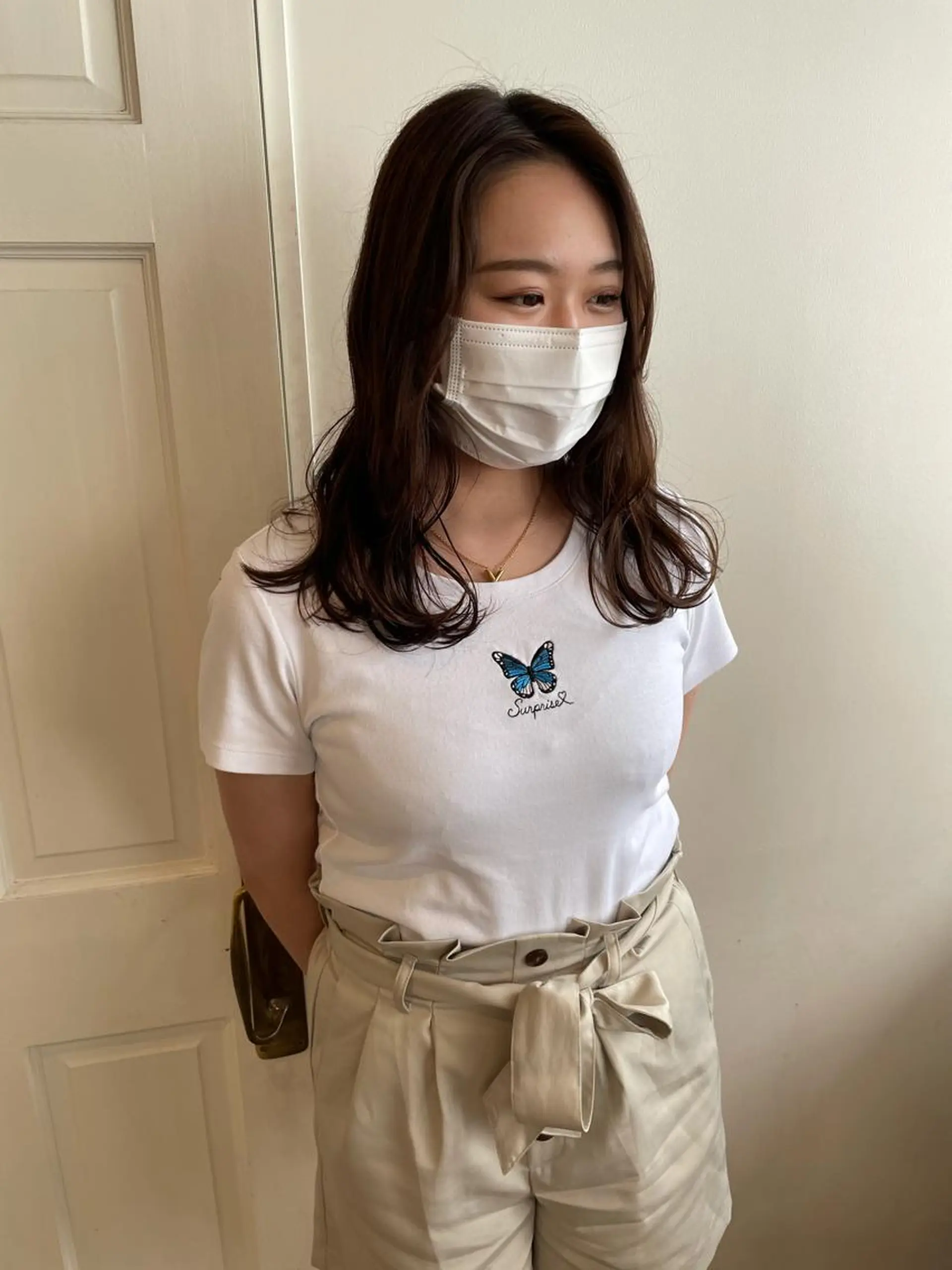 ミディアム カット トリートメント MIOベージュカラー 柔らかいカラーのヘアスタイル