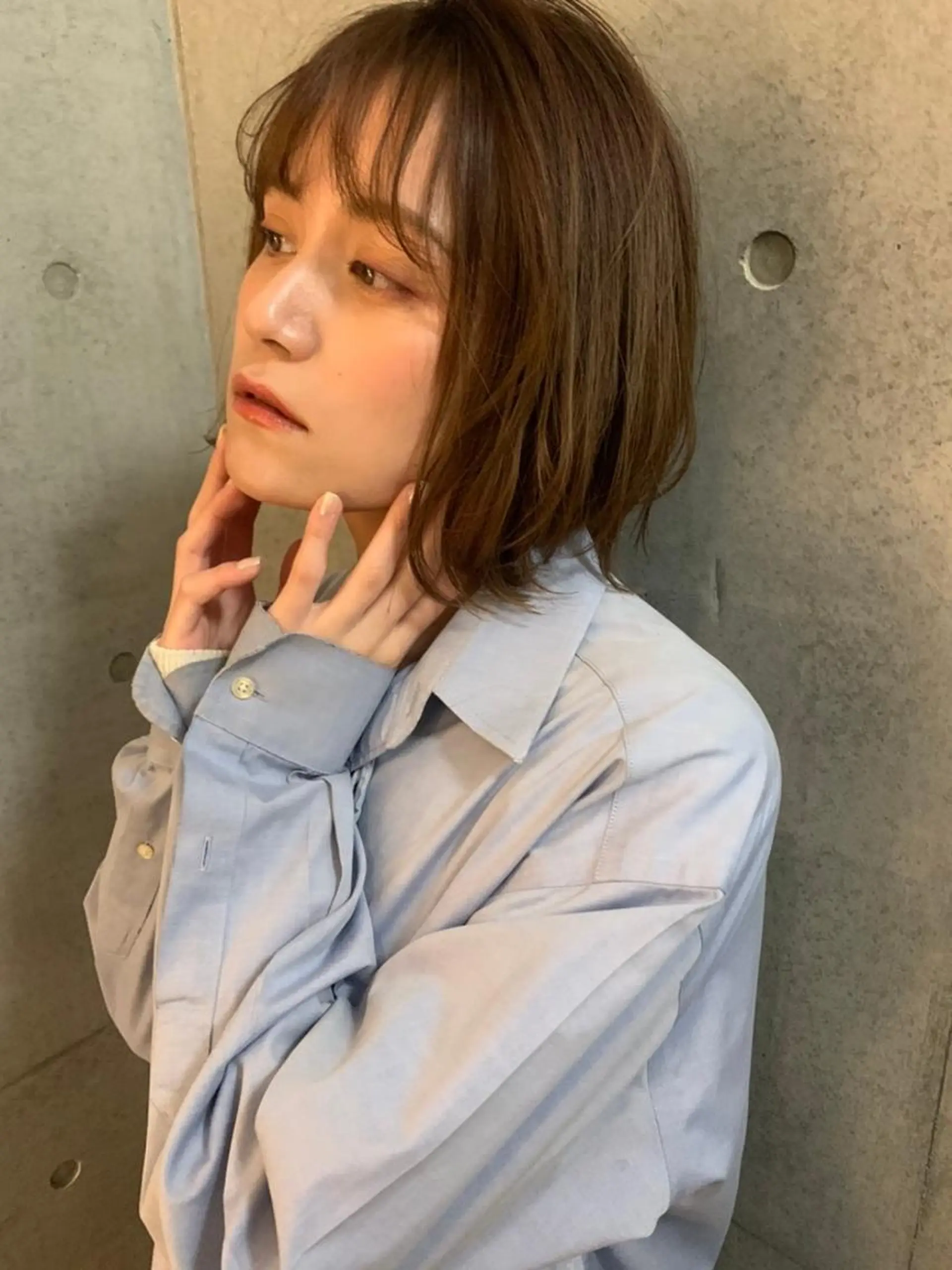 ミディアム パーマ カラー ショートボブ ミディアムパーマ アディクシーカラー ブリーチ ケアブリーチ カット ヘアカラー トリートメント CEINE OURのヘアスタイル