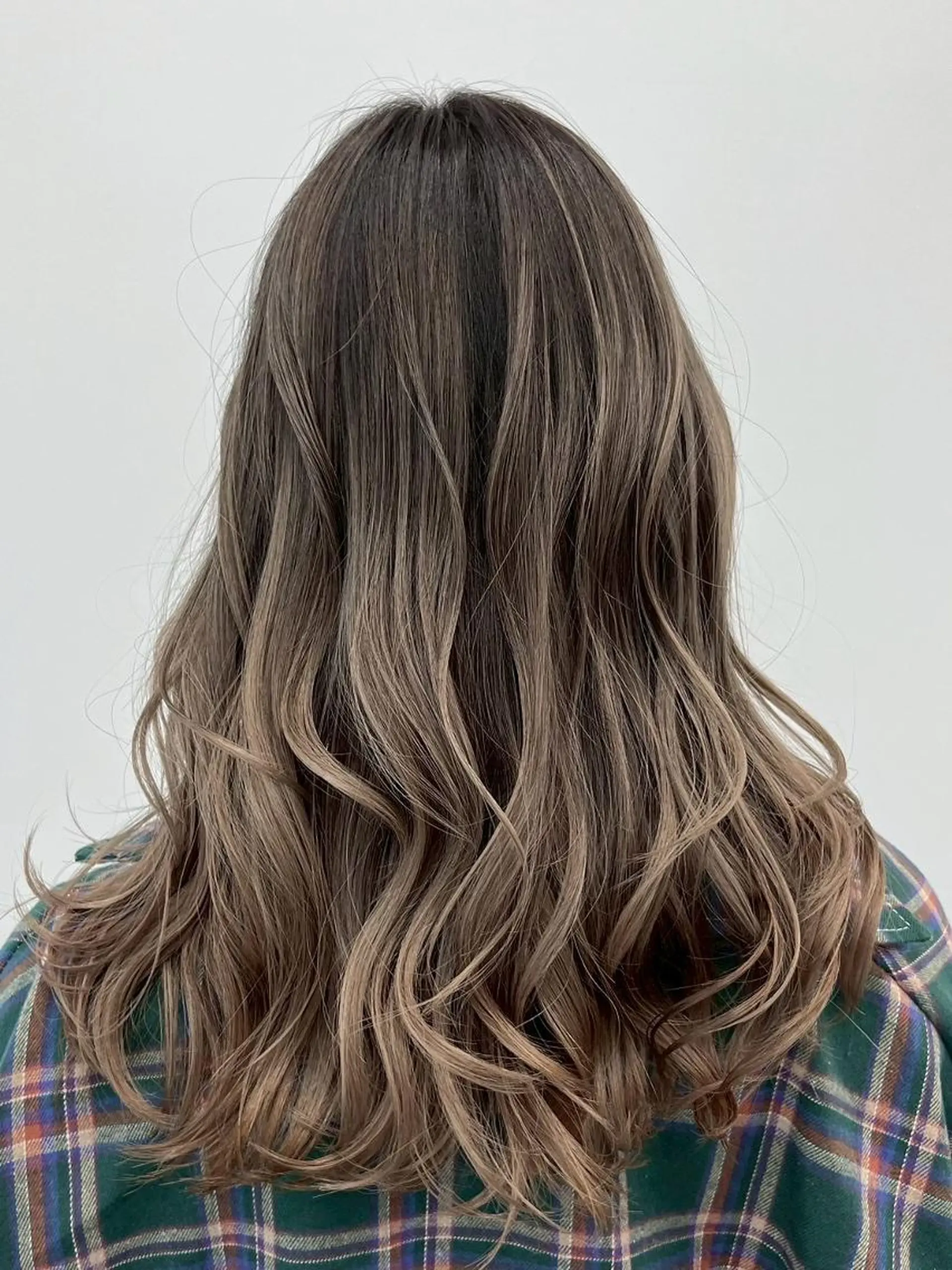 カラー ロング アディクシーカラー アッシュ ブルーカラー ダークアッシュ グレージュ 【公式】amble luxe池袋東口🩷のヘアスタイル