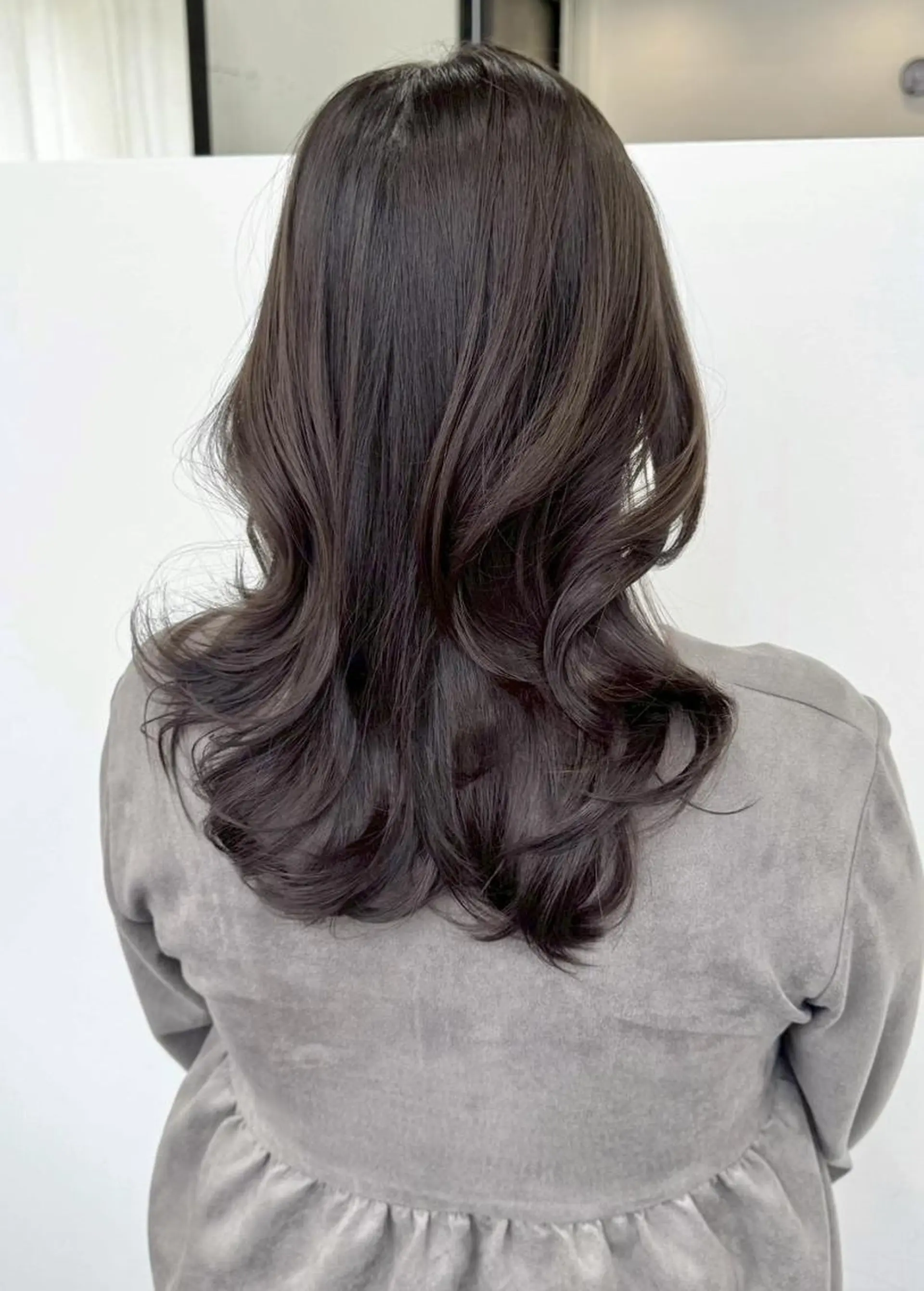 ミディアム カラー レイヤーカット カット ヘアカラー トリートメント 韓国ヘア/レイヤー /髪質改善🦋イブキのヘアスタイル