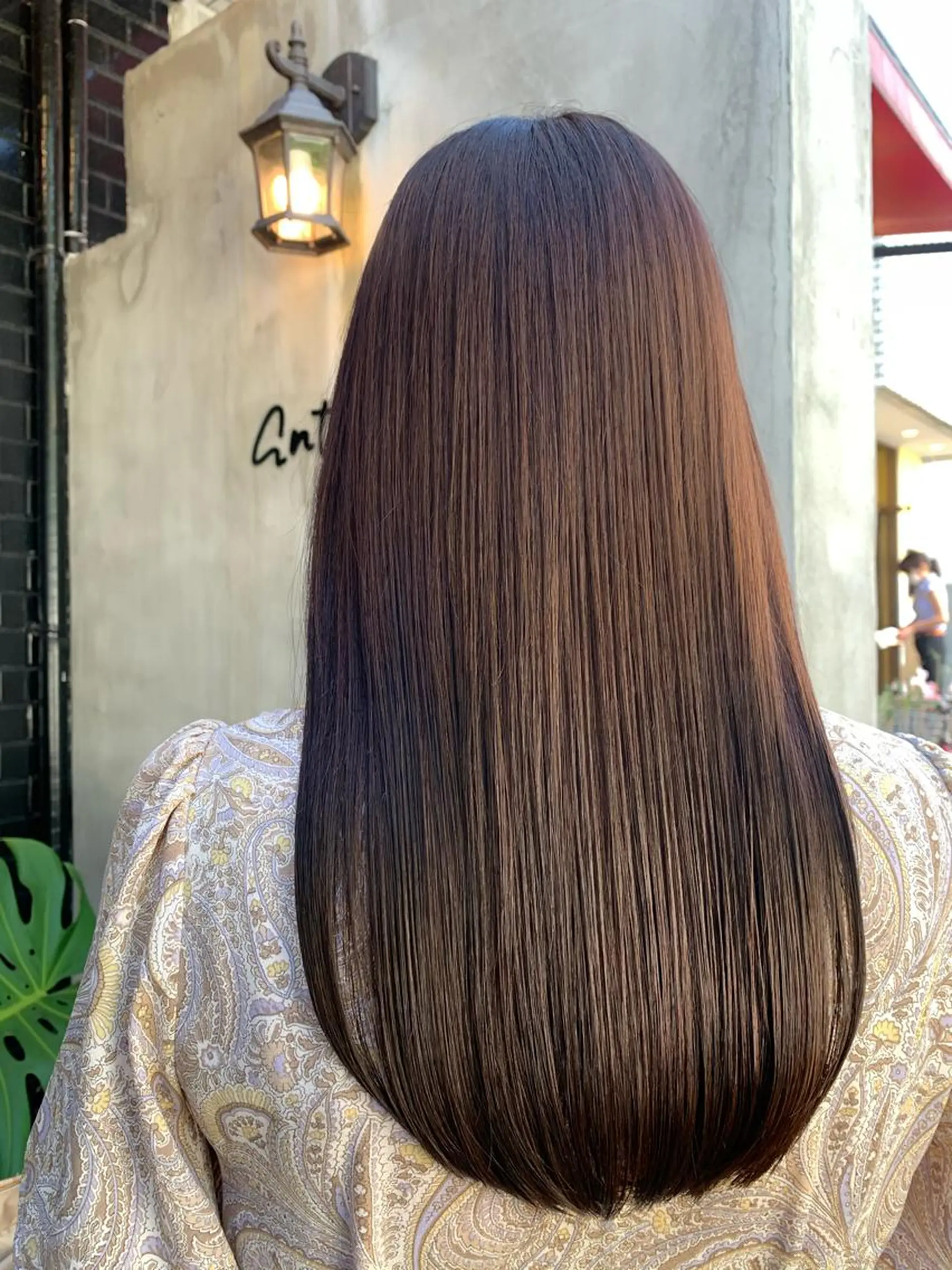 ミディアム カラー ミディアムパーマ ブリーチ トリートメント トップ スタイリストのヘアスタイル