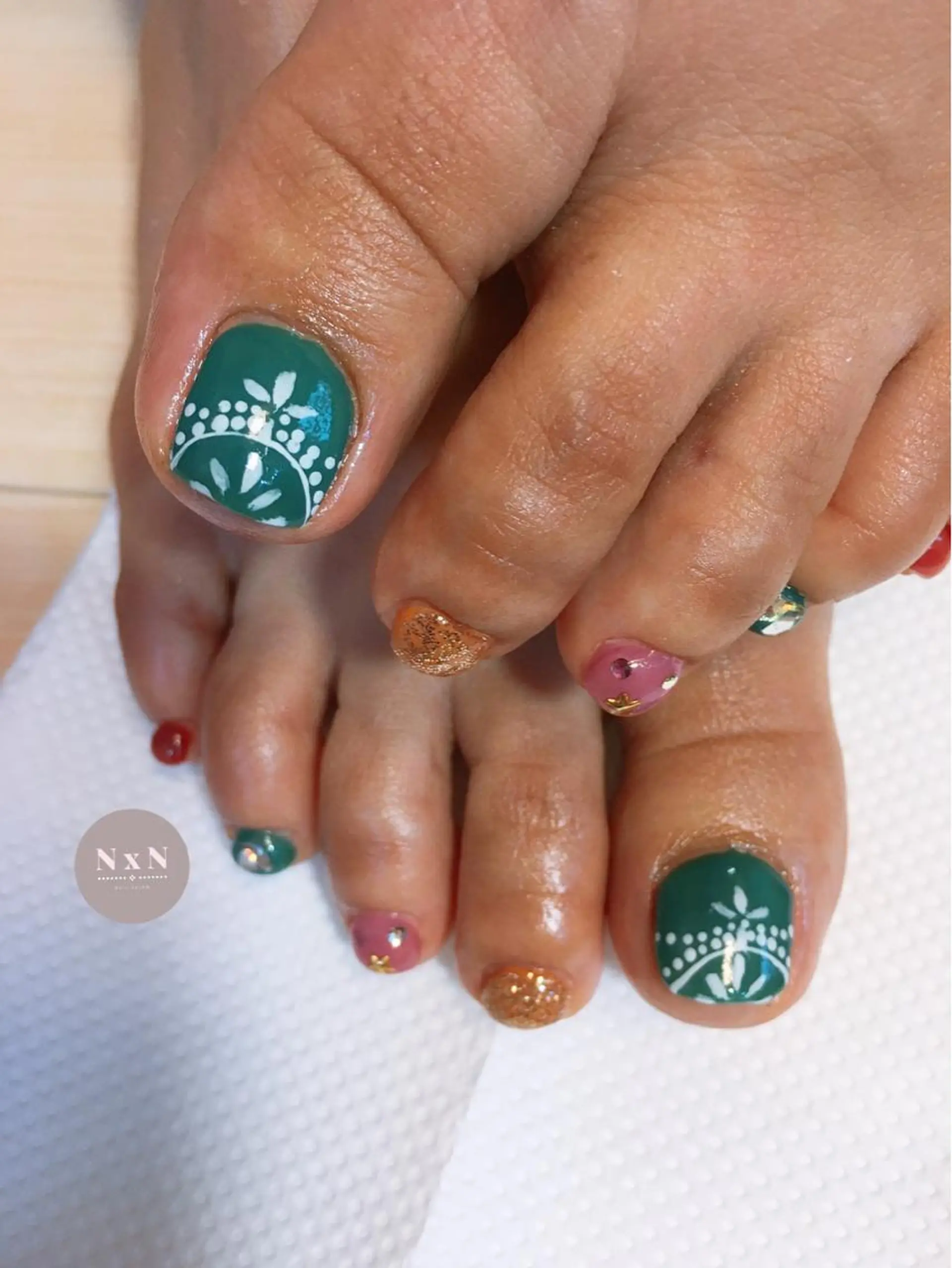 ネイル ジェルネイル ぷっくりネイル フットネイル nail salon N×Nのネイルデザイン