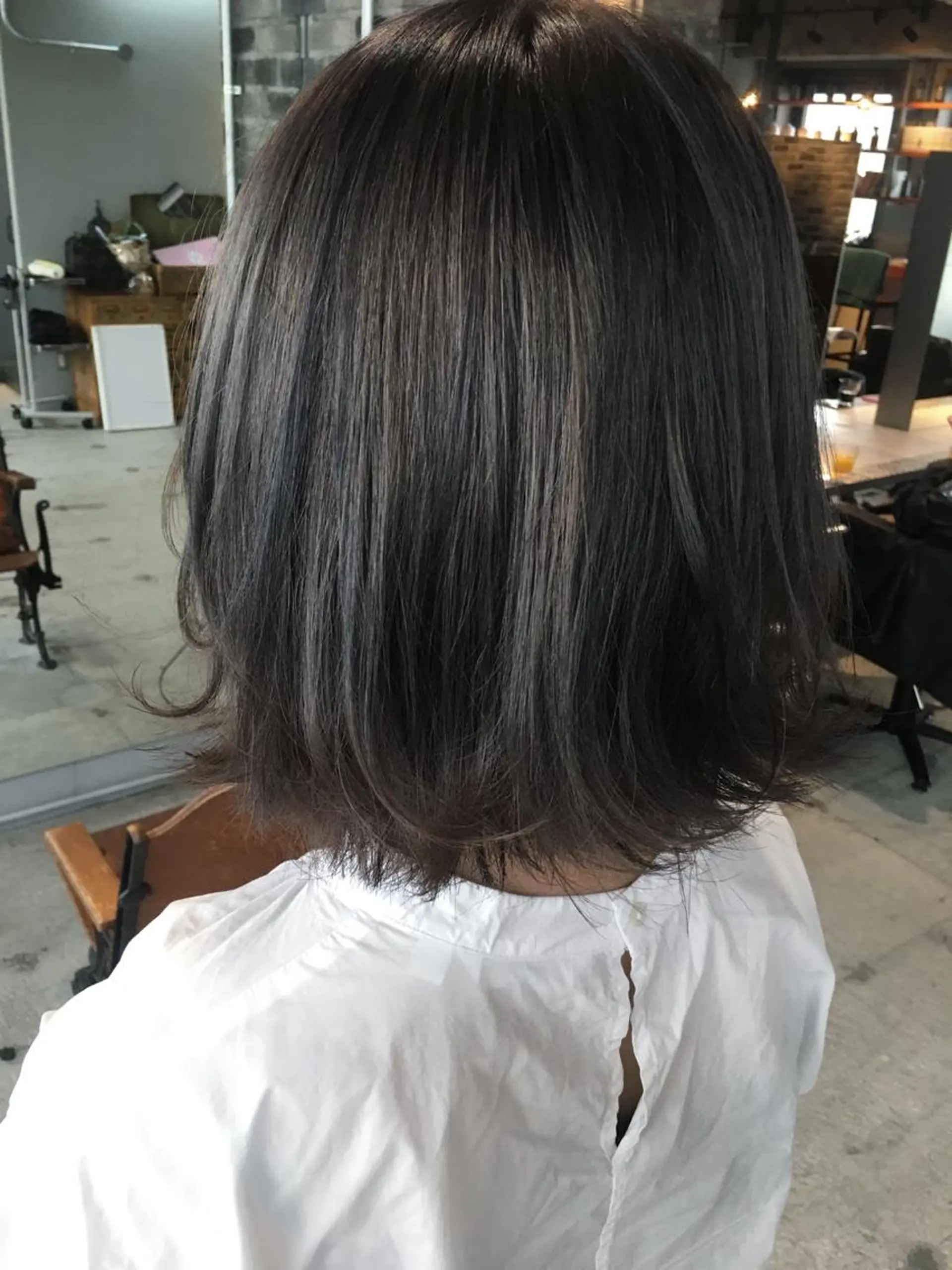 ミディアム カラー パーマ グレージュ パープルカラー パープルグレージュ 代表 中島貴志のヘアスタイル