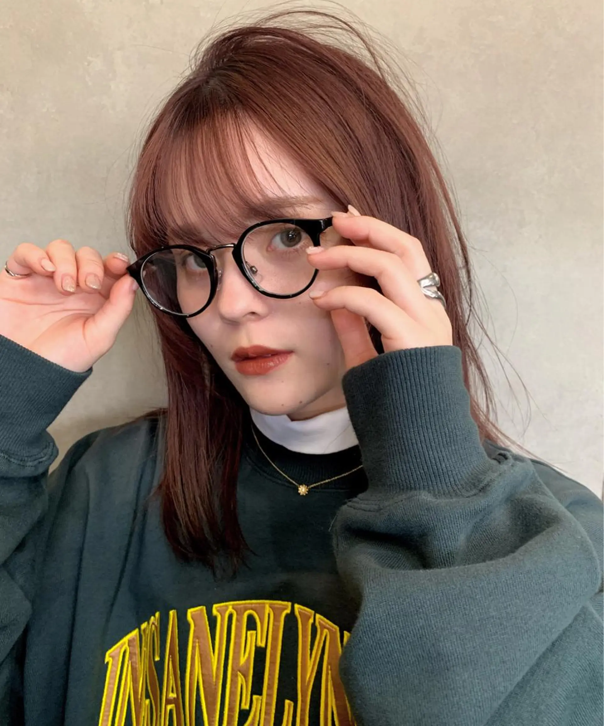 セミロング カラー Haru/THREE …by velvetのヘアスタイル