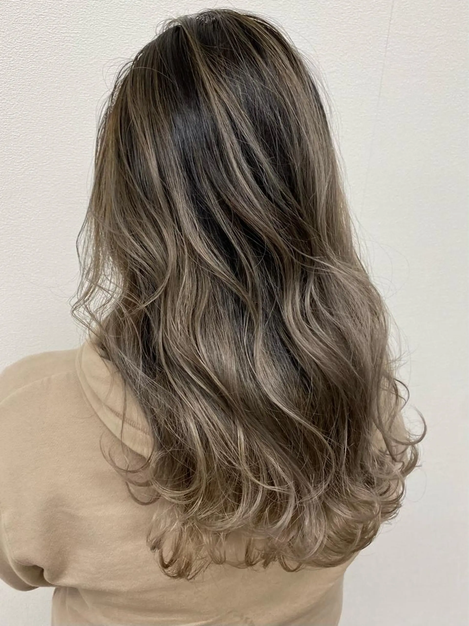 ロング カラー 酸性縮毛矯正のプロ 杉山玲介のヘアスタイル