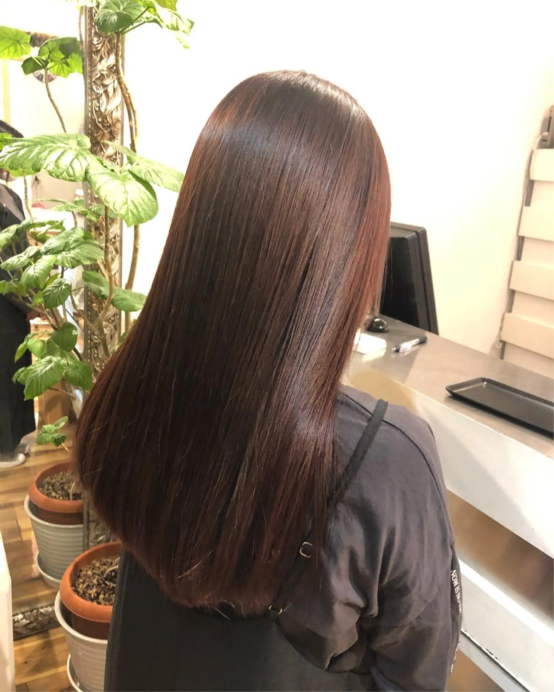 ロング カラー 小顔カット前髪 顔周りカット林亮佑のヘアスタイル