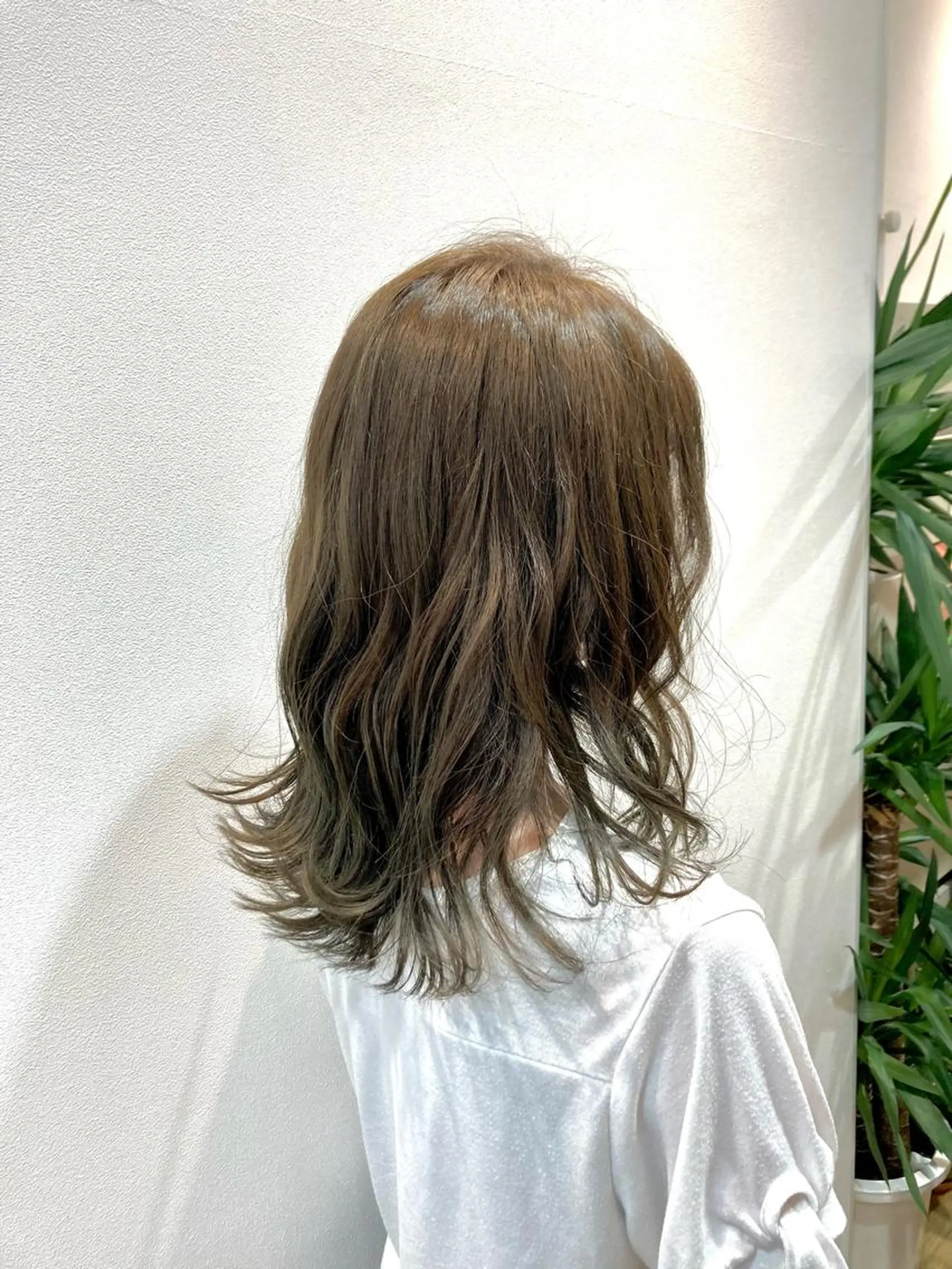 セミロング イチゴ森下所属・🌟髪質 改善🌟のヘアスタイル