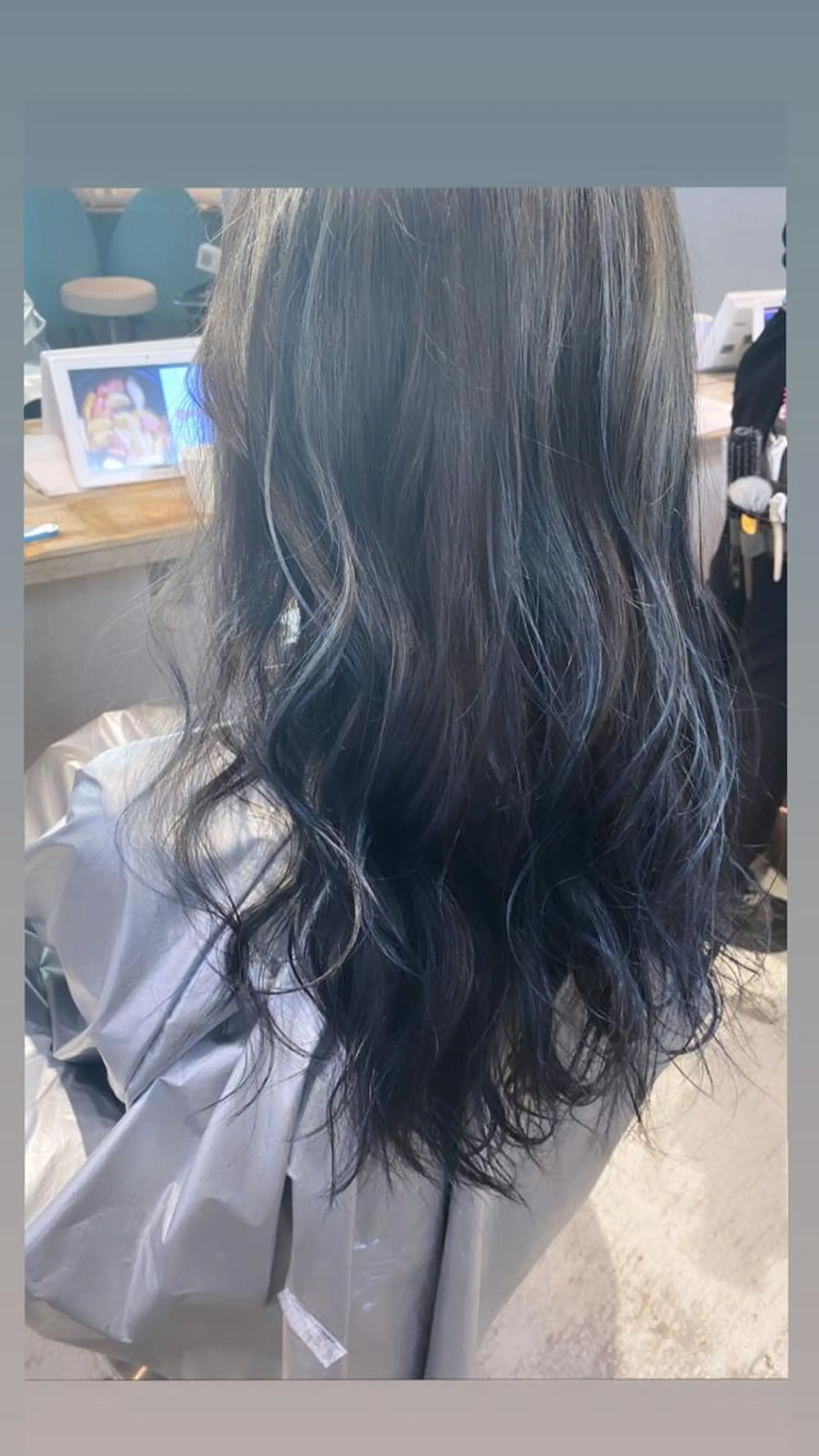 セミロング カラー ハイライトカラー ハイライト ハマサキ 【店長】のヘアスタイル