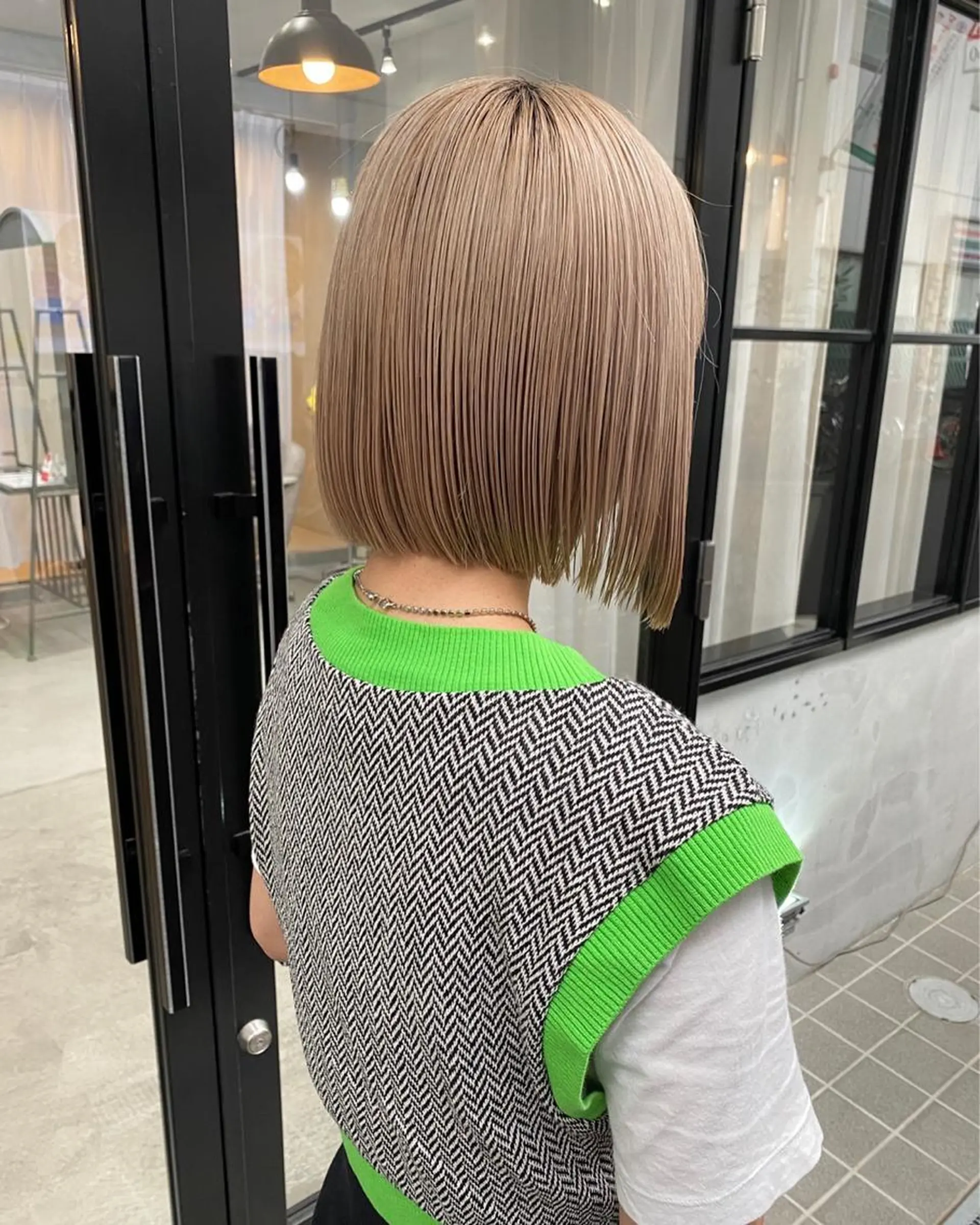 ミディアム カラー カット yuna/ボブカット /ハイトーンカラーのヘアスタイル