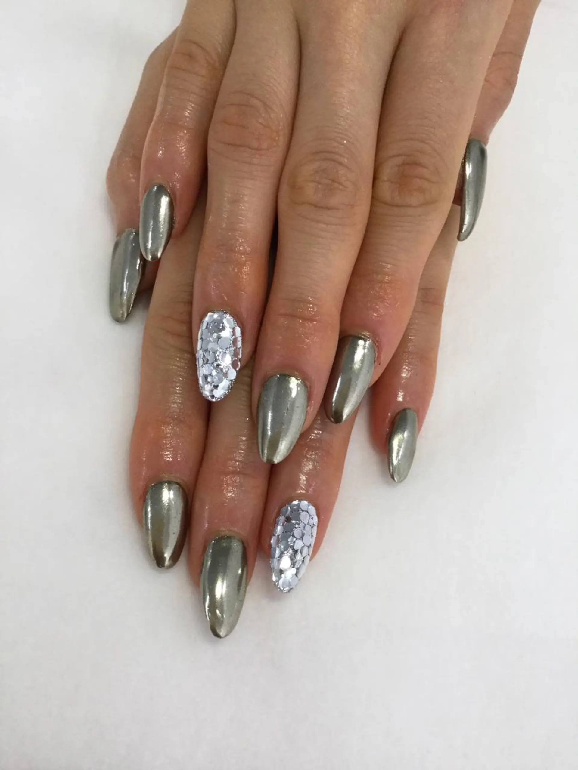 ネイル ハンドネイル 💎🐰 saki. m 🐰💎のネイルデザイン