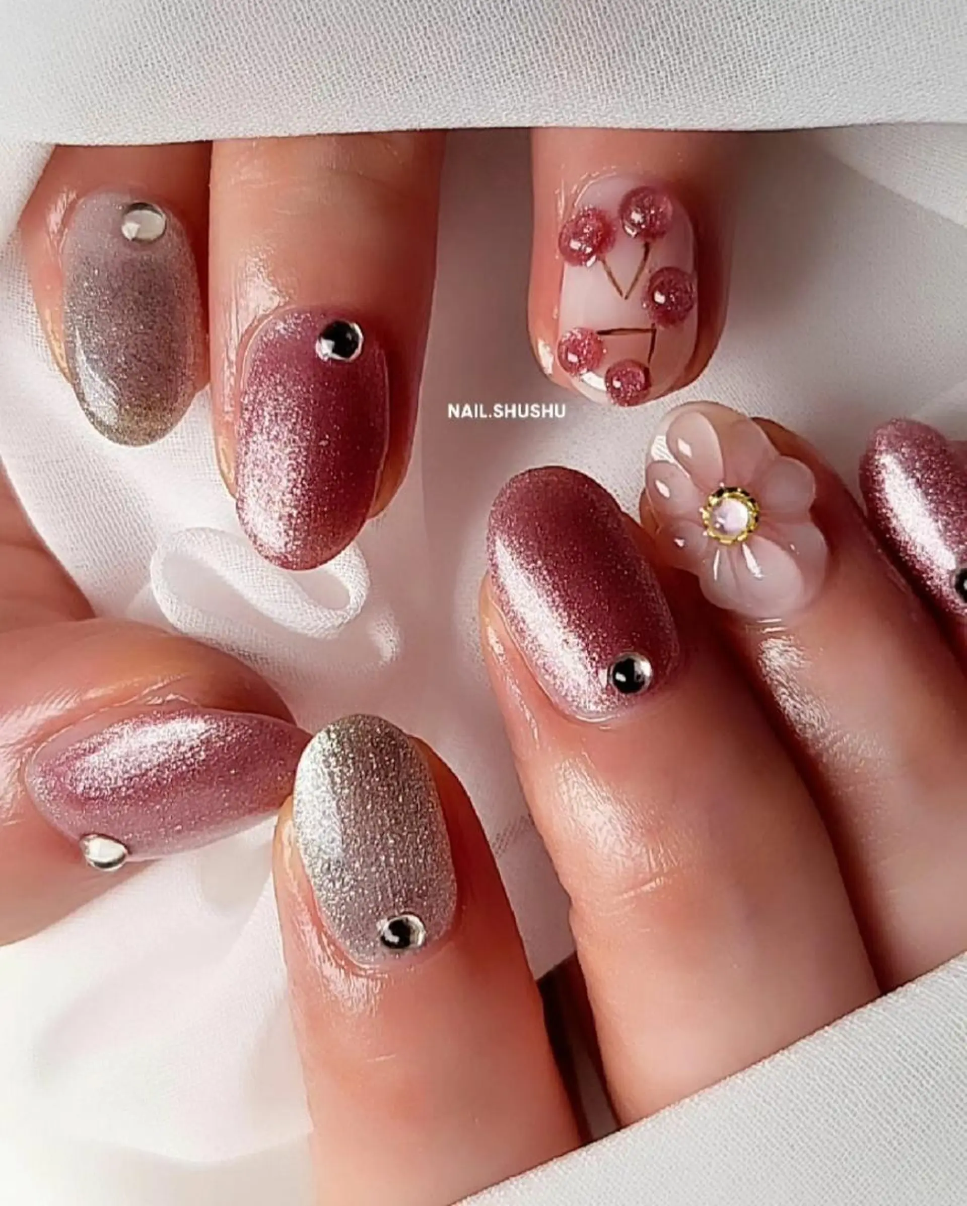 ネイル 持ち込み ニュアンスネイル ワンカラーネイル シンプルネイル 夏ネイル 3dパーツ/流行り 👧shushu❤️のネイルデザイン