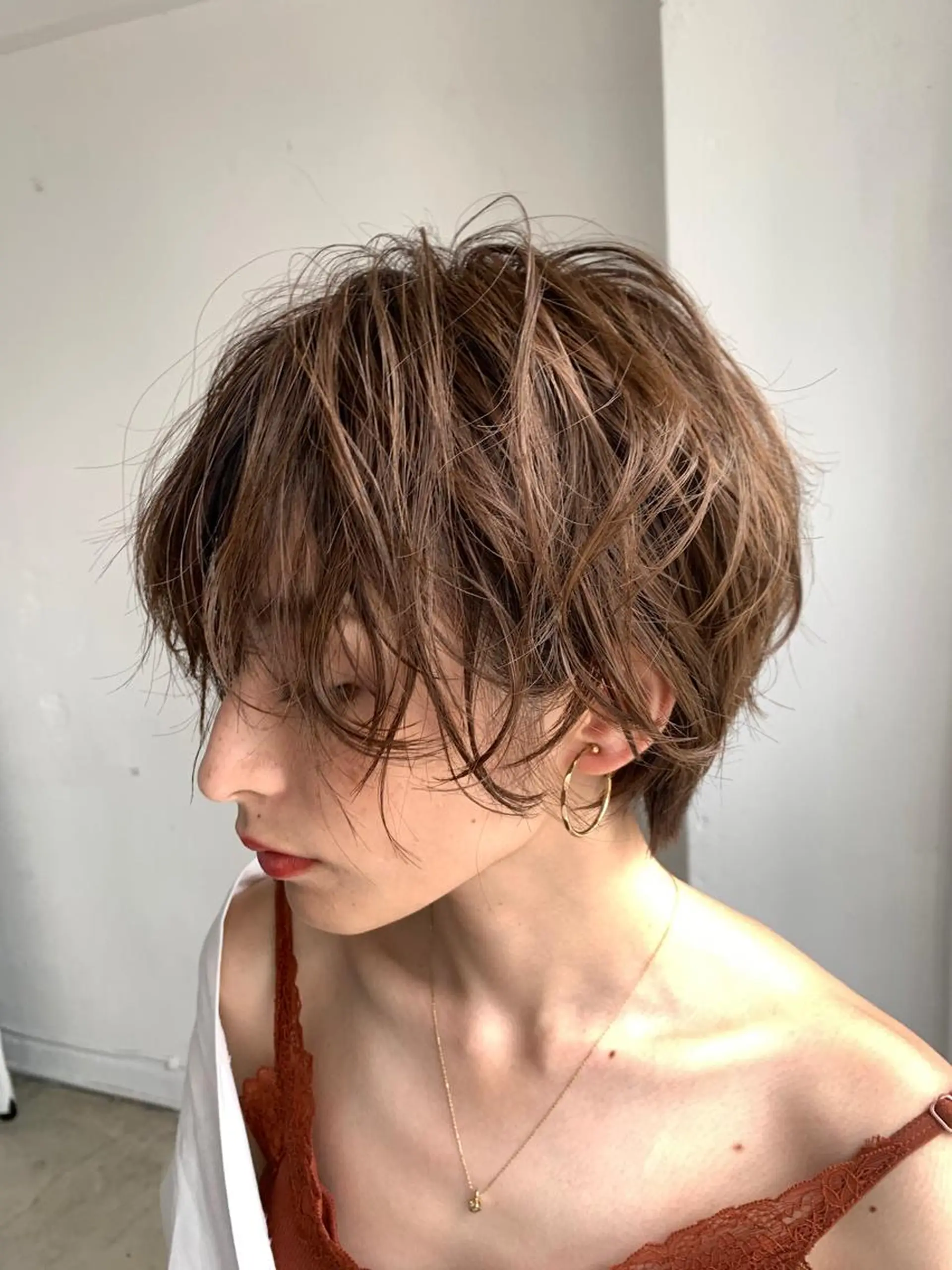 ショート 顔周りの垢抜けヘア 立山あいりのヘアスタイル