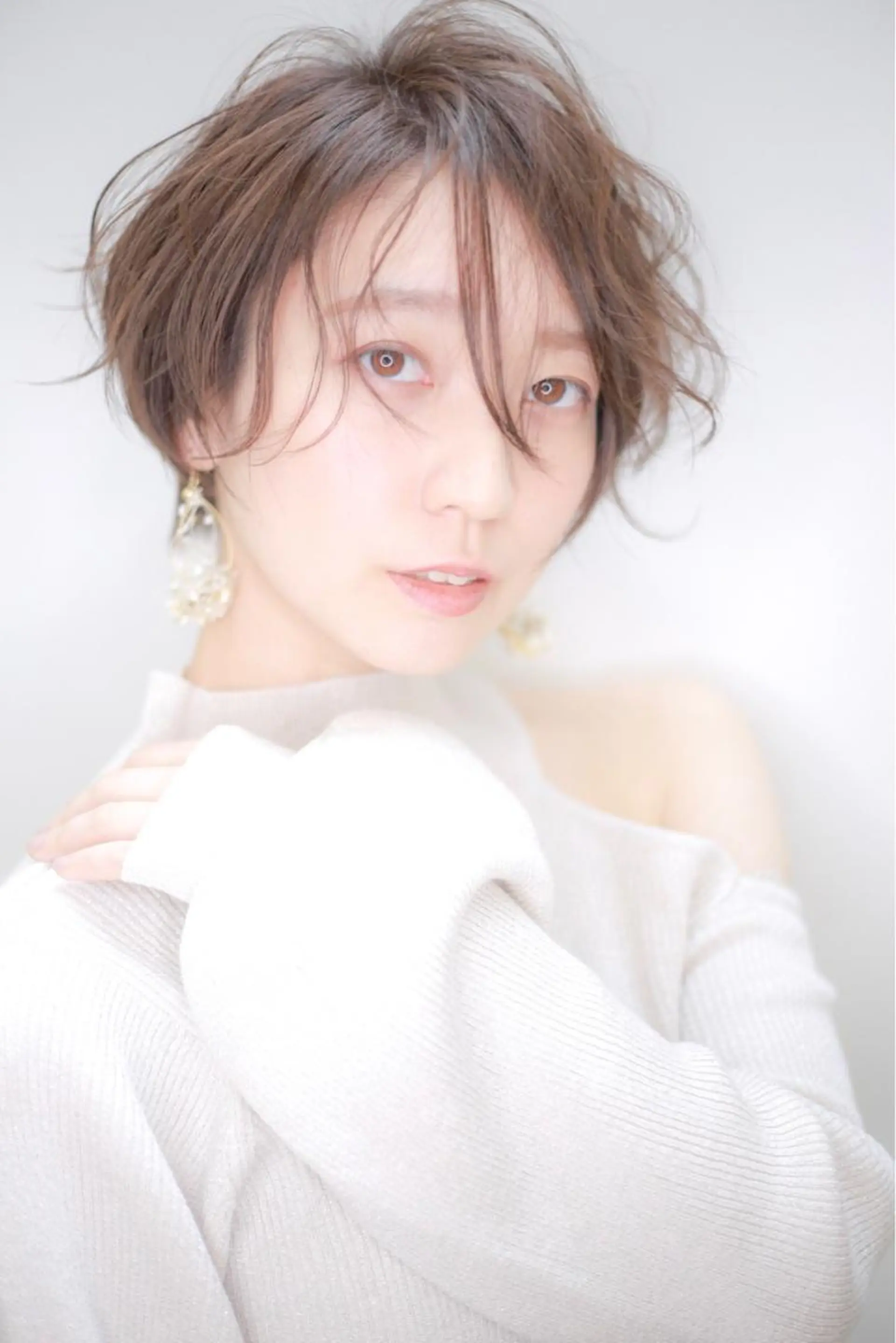 ショート カラー 伊藤 裕貴のヘアスタイル