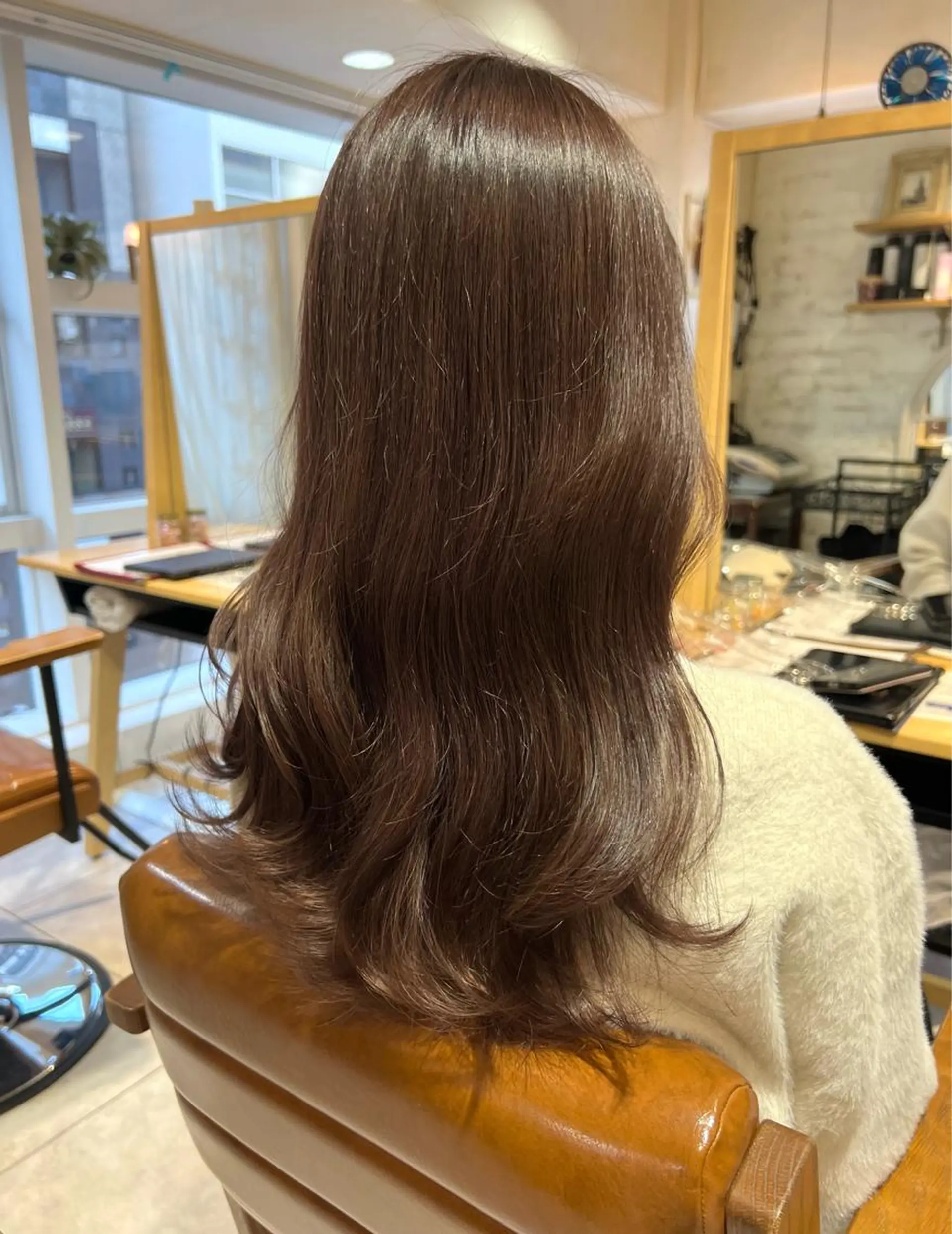 ロング カラー ベージュカラー ブラウンカラー ブラウンベージュ 浅沼 久瑠美のヘアスタイル