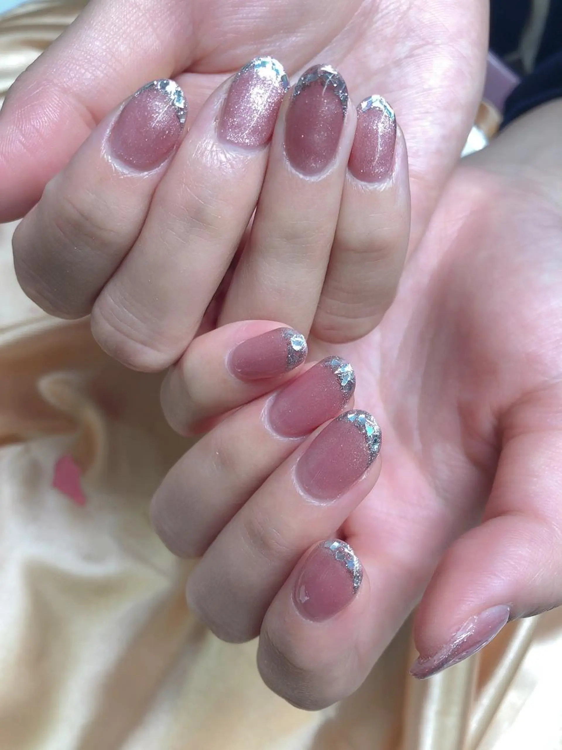 ミディアム ネイル フレンチネイル ガラスフレンチ Reonail 💕Kana💕のネイルデザイン