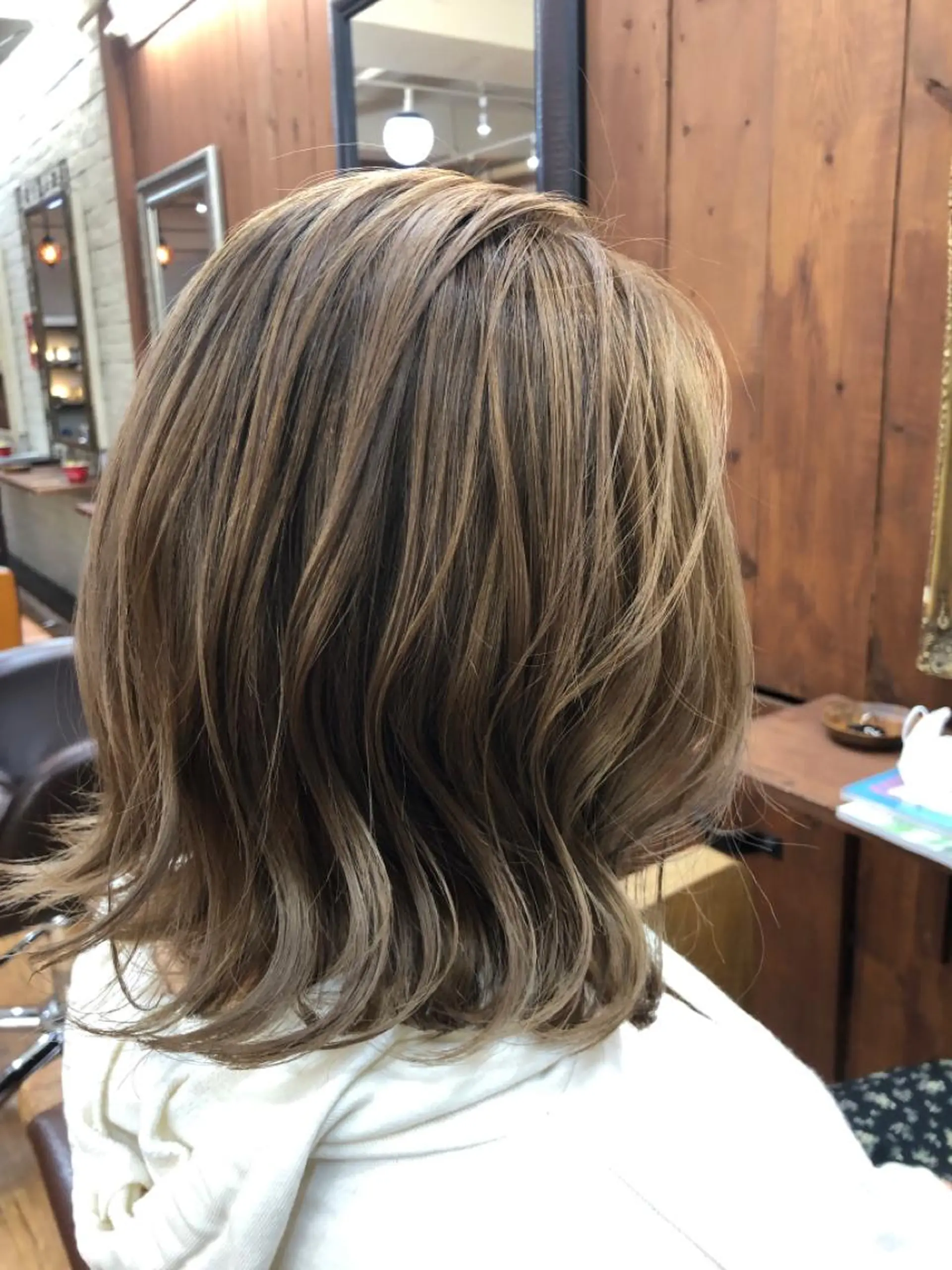 ミディアム 髪質改善縮毛矯正なら ✨伊藤佳祐✨のヘアスタイル