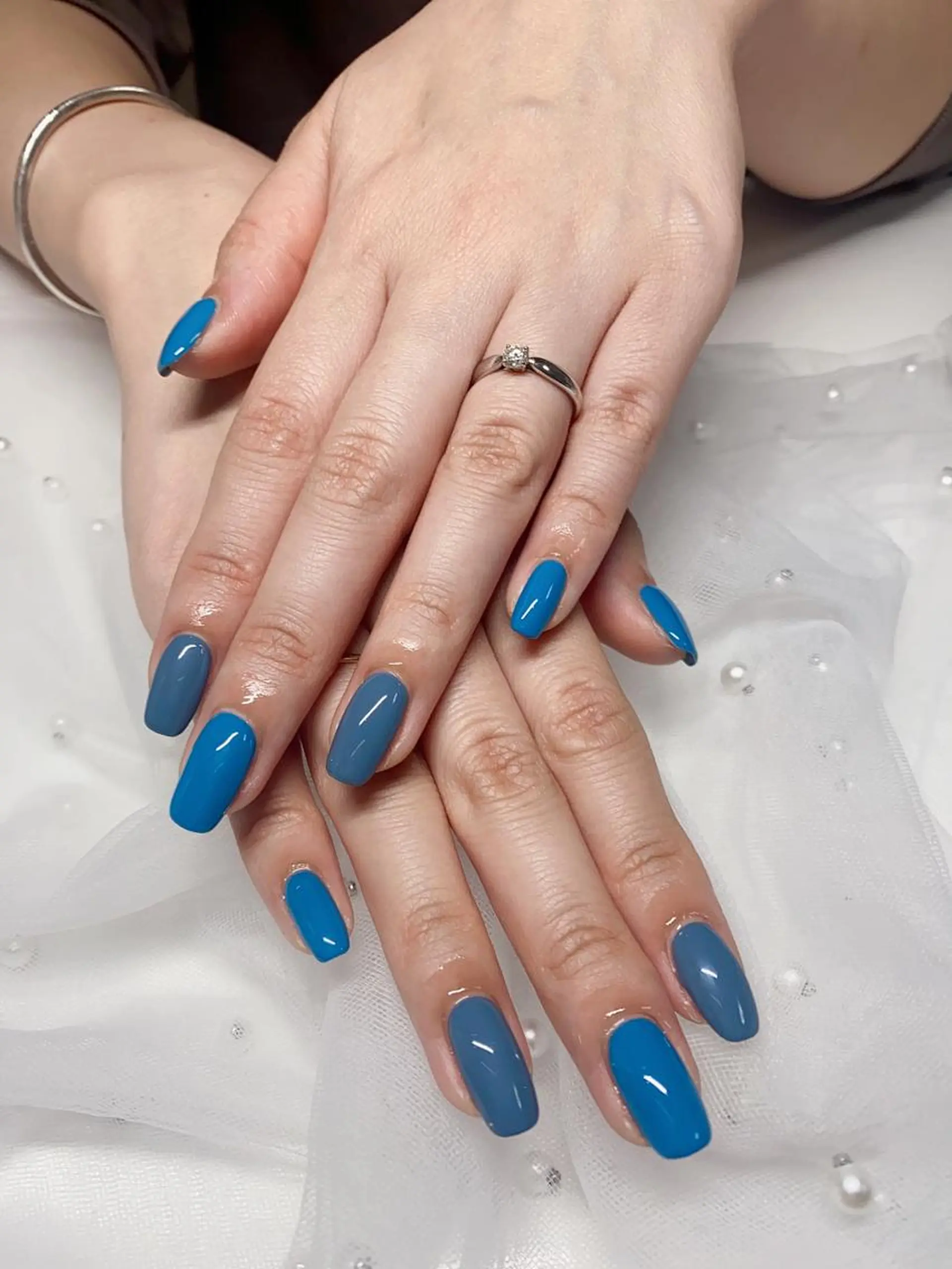 ネイル ブルー ワンカラーネイル Jasmine nailsalon所属・ジャスミン ネイルサロンのネイルデザイン