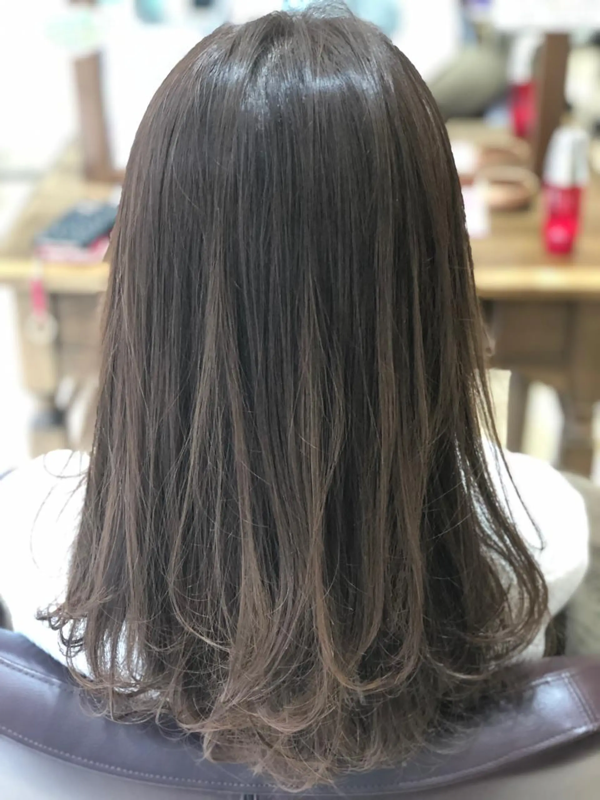 セミロング カラー 🍀褒められヘア🍀 松尾舜のヘアスタイル