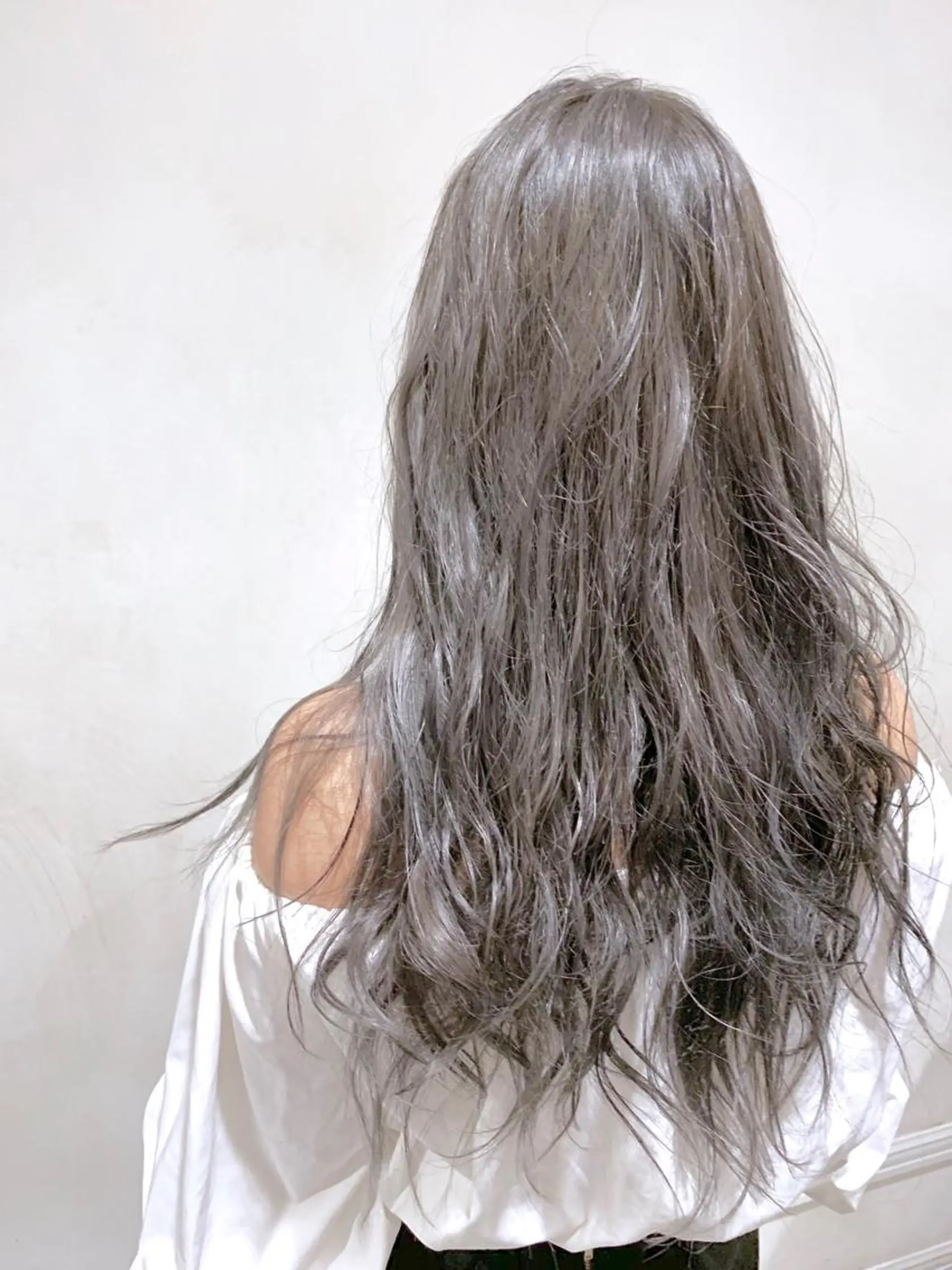 ロング カラー カット ヘアカラー トリートメント 美髪形成！色素改善！ 秋田　和輝のヘアスタイル