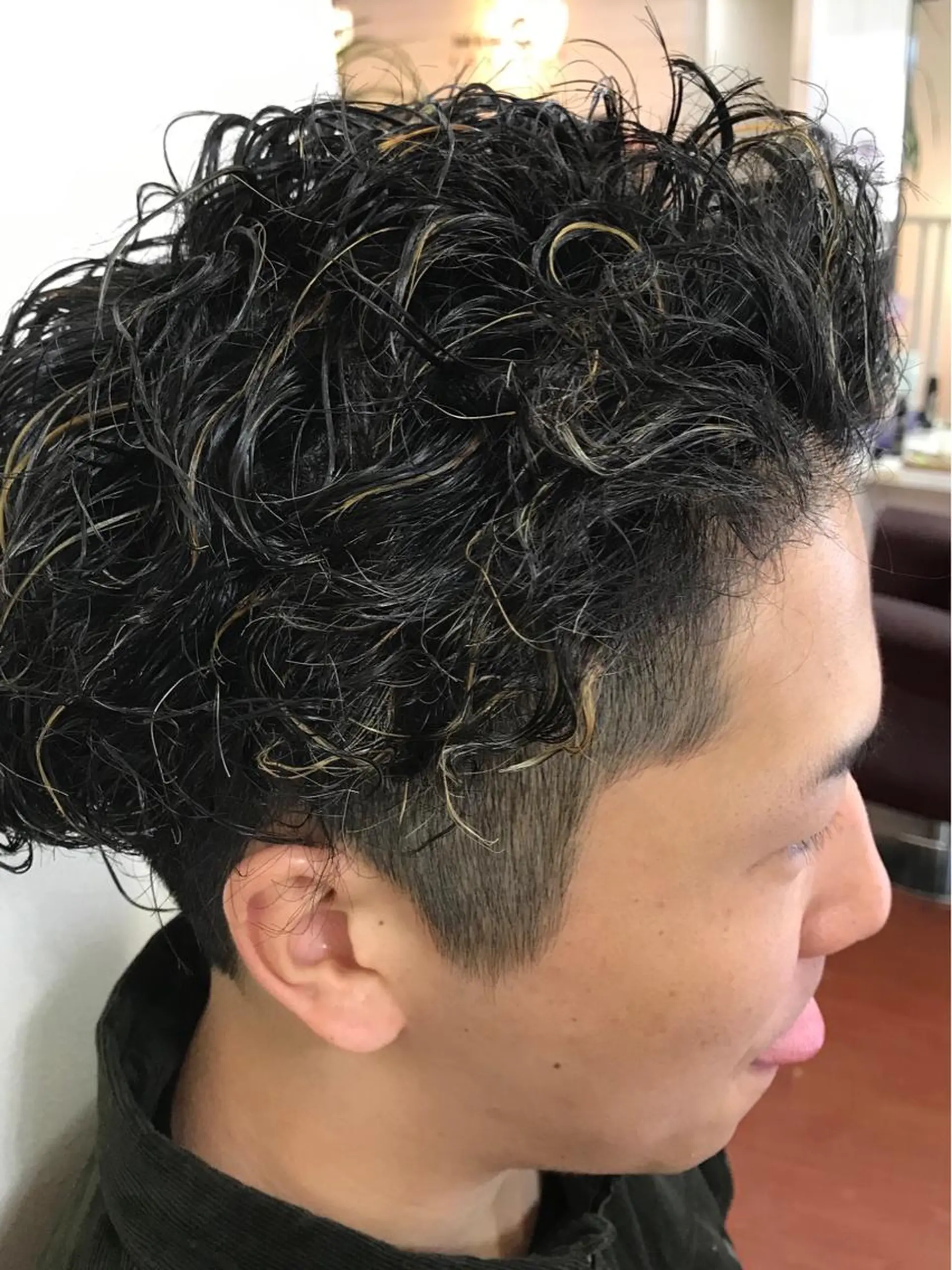 パーマ メンズ ヨシダ トオルのヘアスタイル