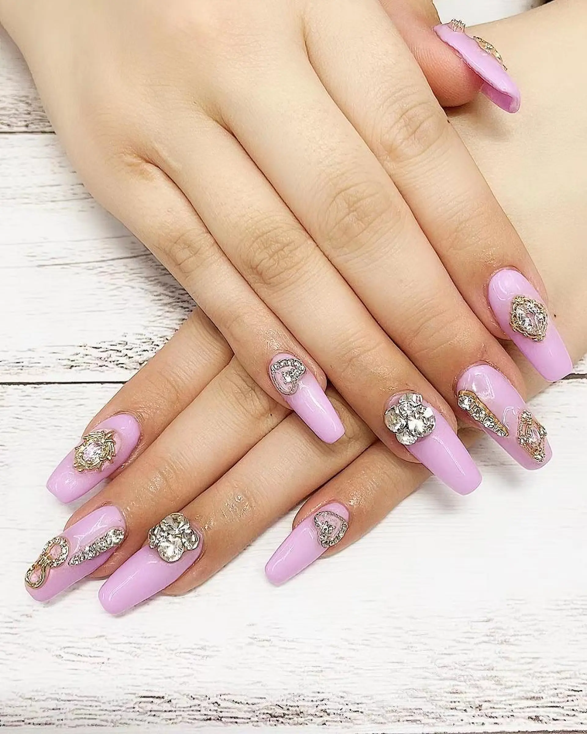 ネイル ロング リラネイル ギョウのネイルデザイン