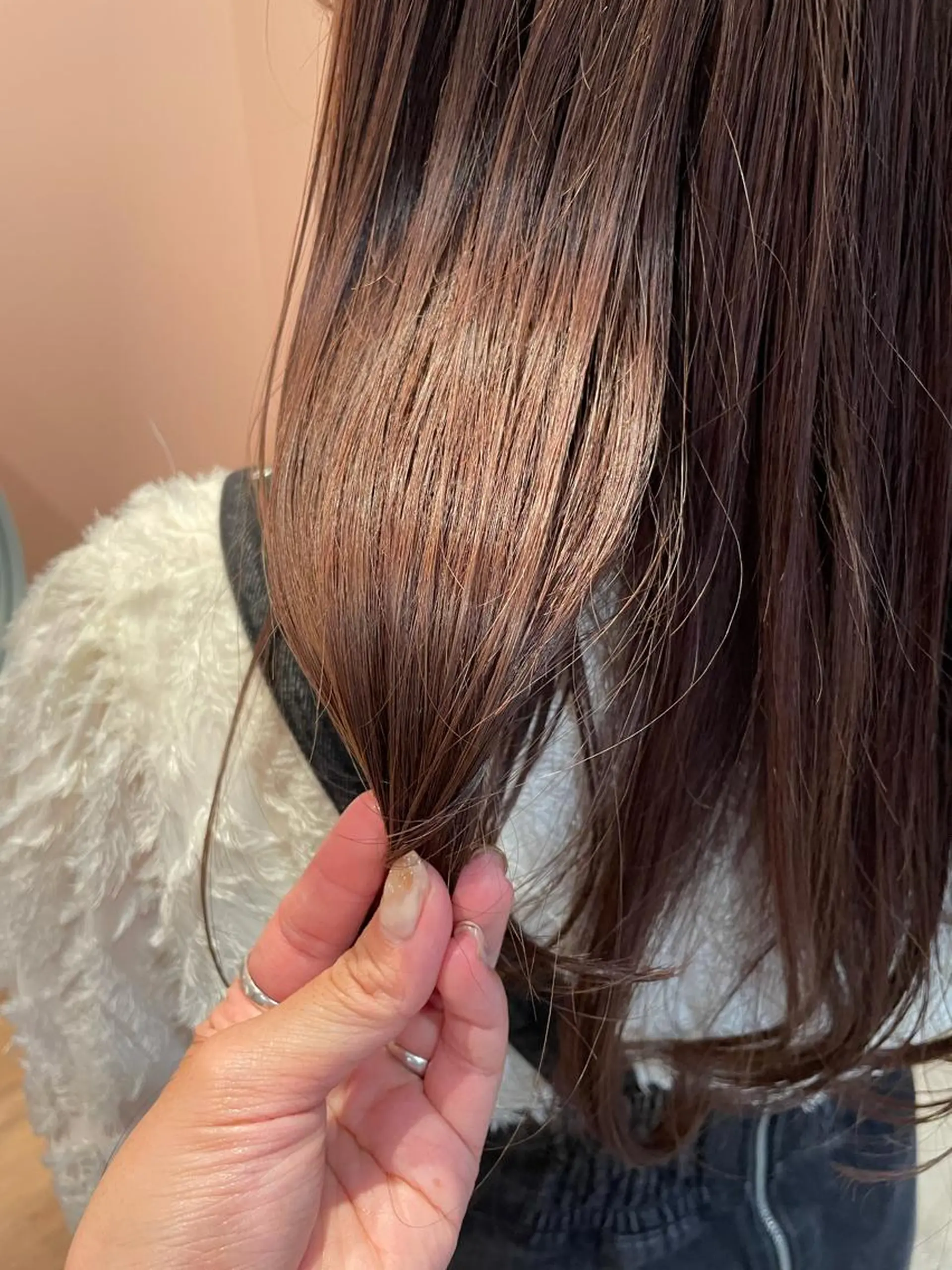 セミロング カラー ヘアアレンジ ブラウンカラー ピンクカラー ピンクブラウン REONA🪽✨薬院 レイヤーカット🫧のヘアスタイル