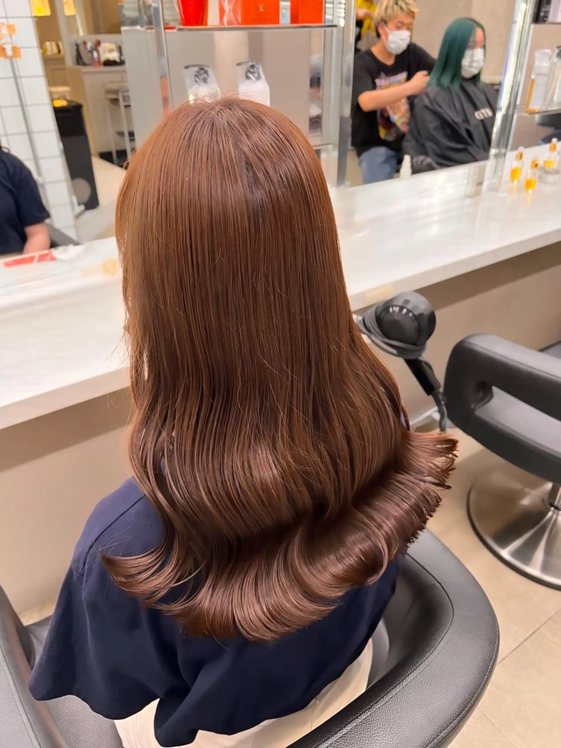 セミロング 💖札幌カラー 指名No.1💖玲奈のヘアスタイル