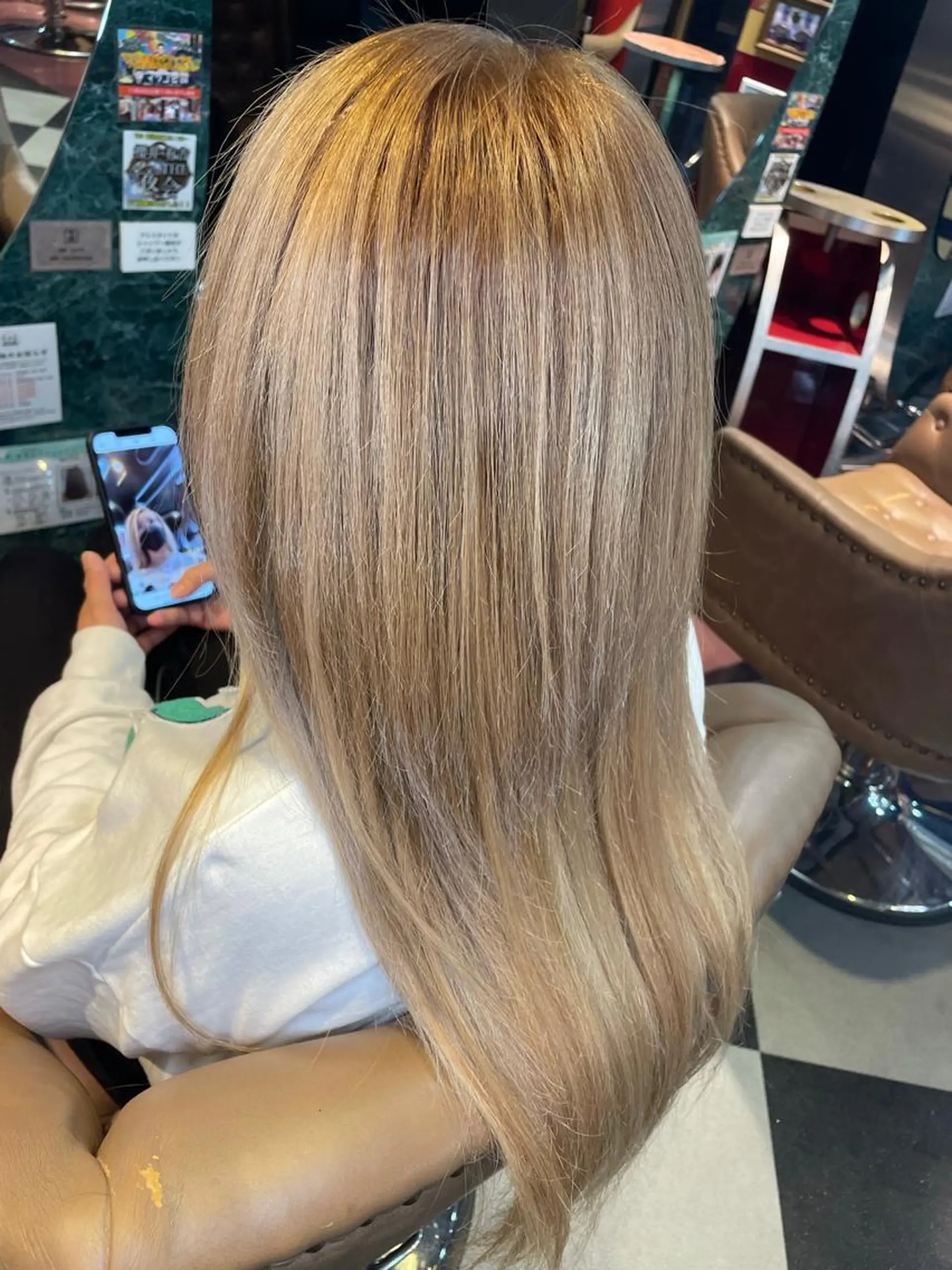 👑派手髪/カット 👑ANRYのヘアスタイル