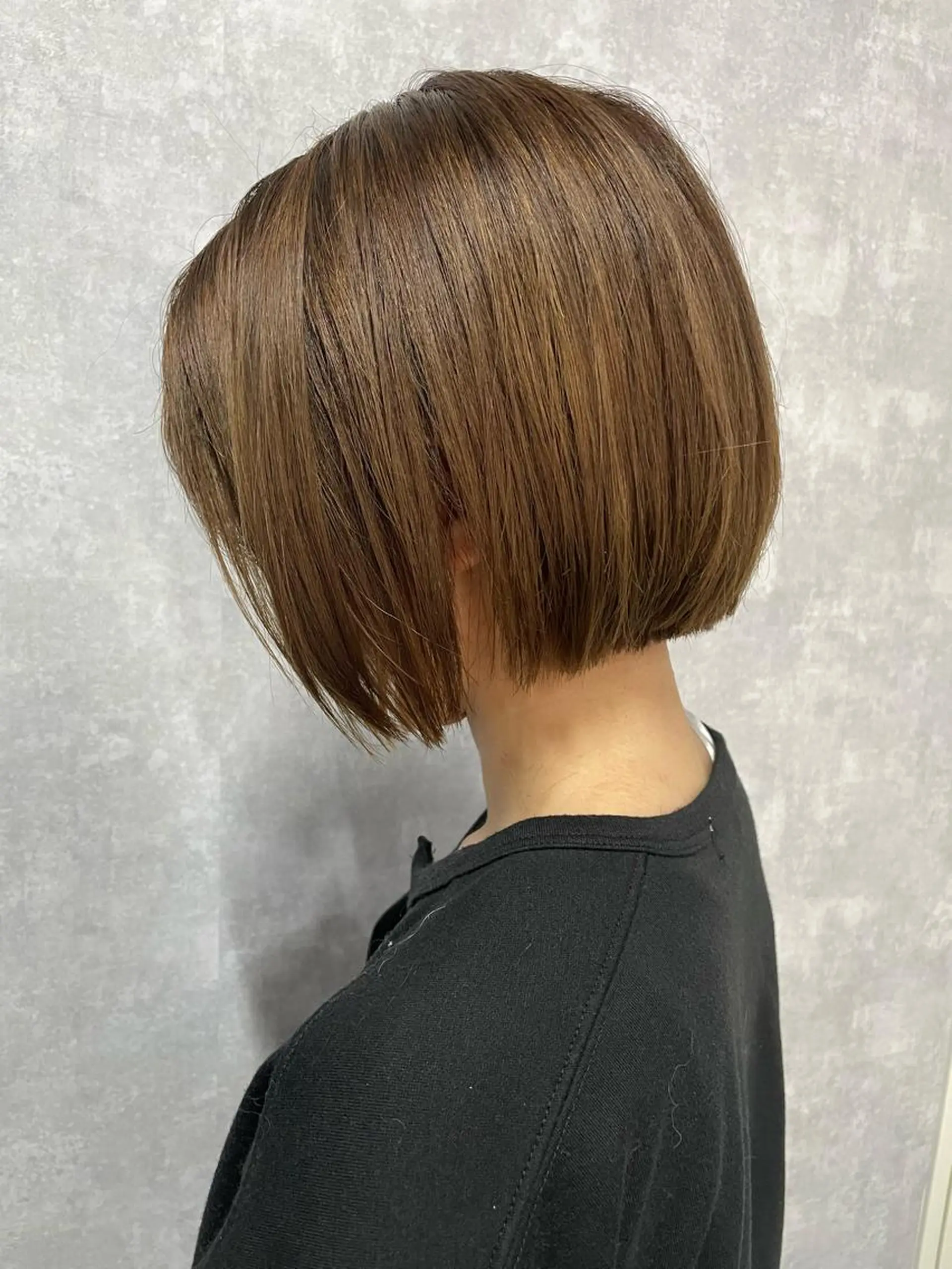 ショート 切りっぱなしボブ ショートボブ ハンサムショート 丸みショート ミストバング モテ髪/ボブ/ショー ト/アダチフウトのヘアスタイル