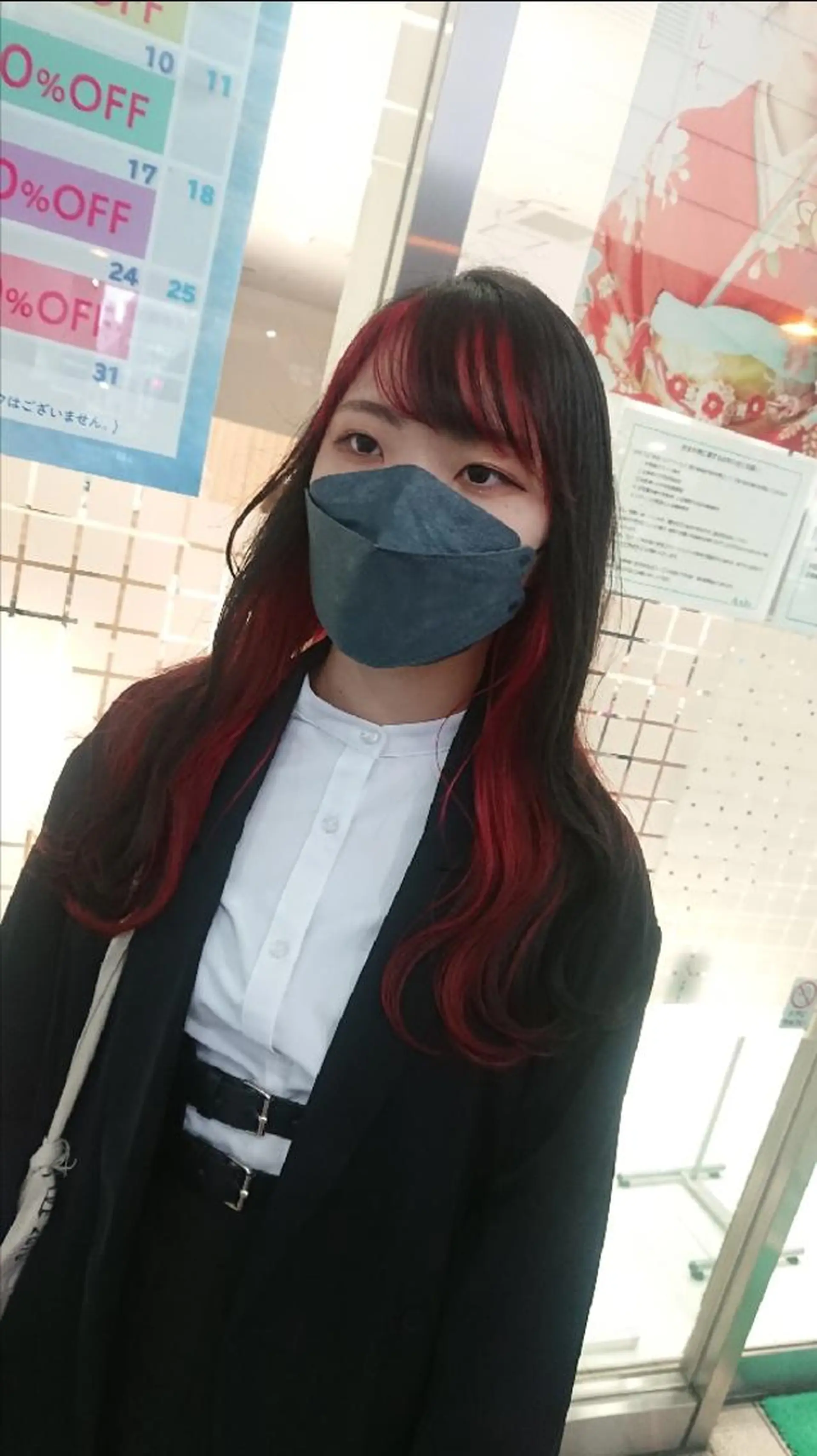 ロング カラー ブリーチ ケアブリーチ インナーカラー レッドカラー あらげ 🌈推しカラー🌈ᵕのヘアスタイル