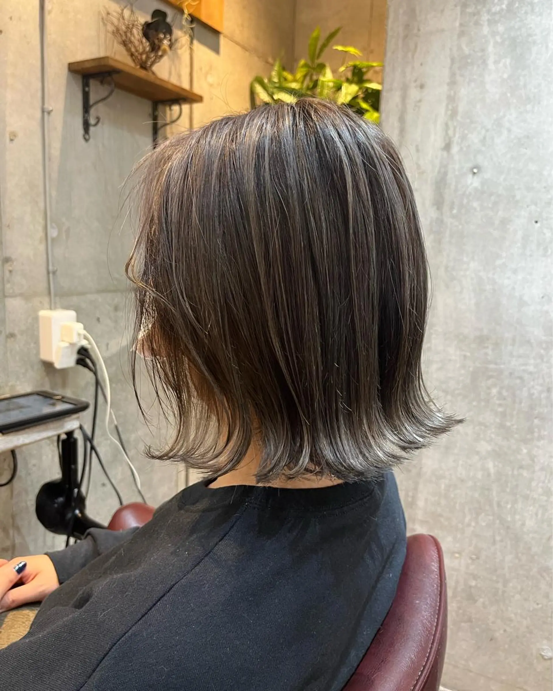 ミディアム カラー 安達 俊亮のヘアスタイル