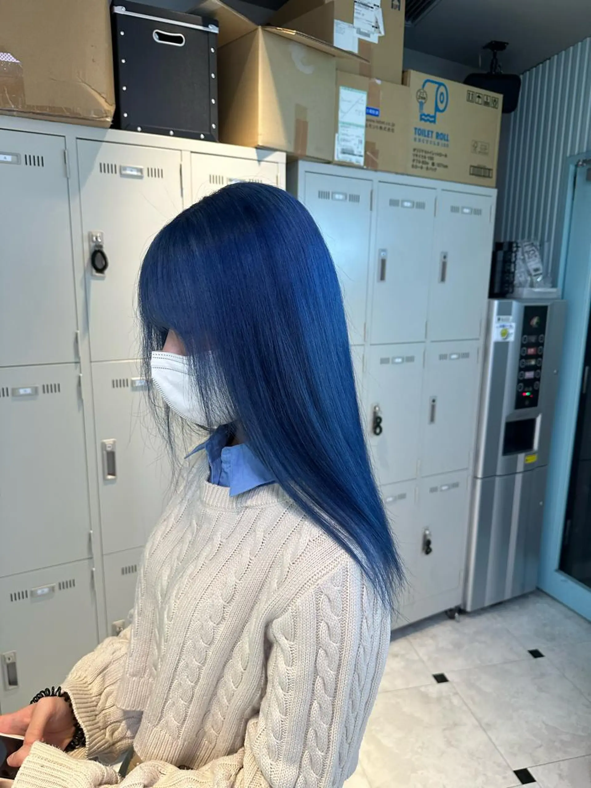 セミロング カラー 🪄池袋ハイトーン 🪄ブリーチカラーのヘアスタイル