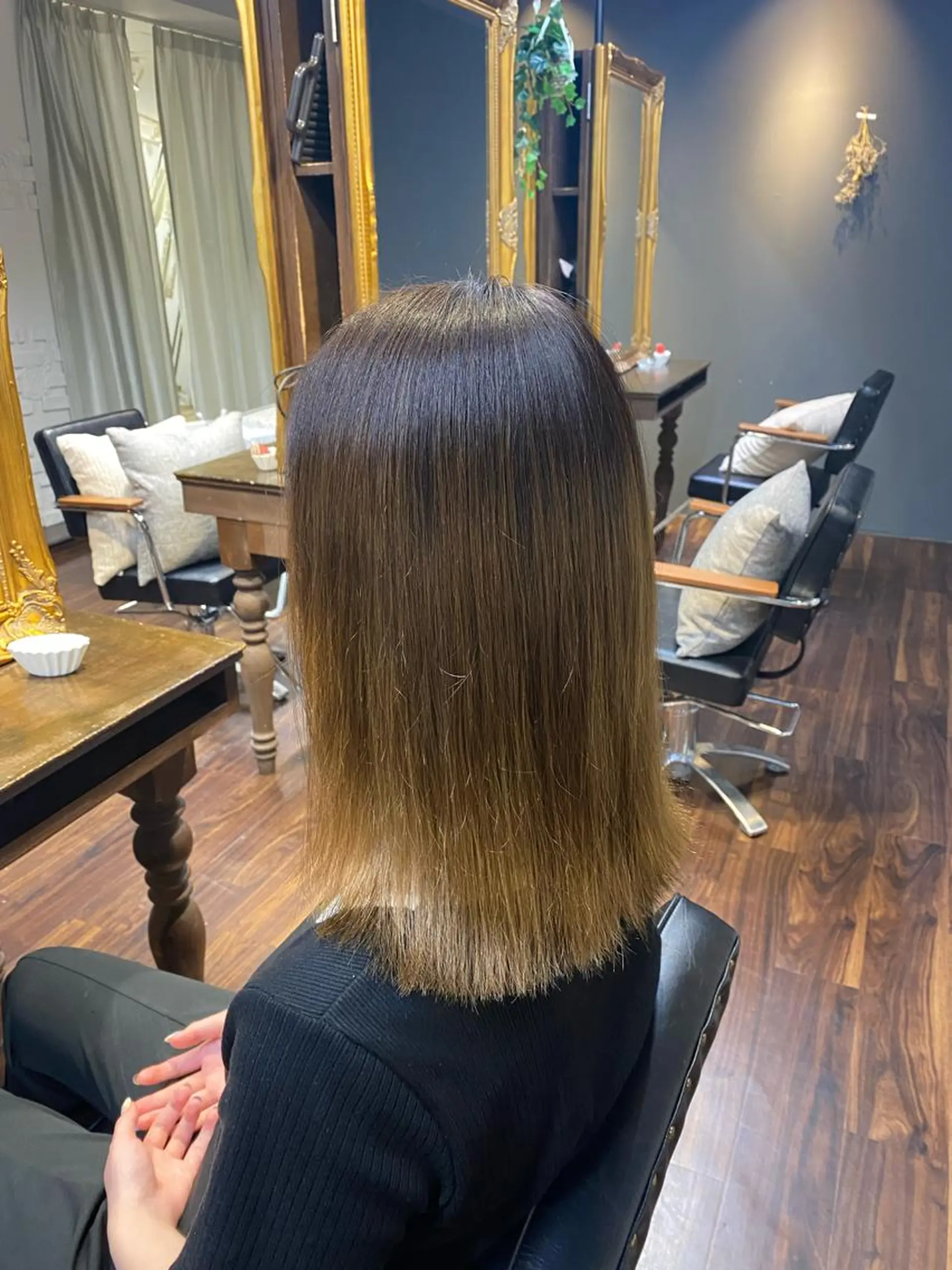 セミロング カラー ヘアアレンジ 縮毛矯正 酸性ストレート レイヤーカット×髪質 改善🇰🇷シオリのヘアスタイル