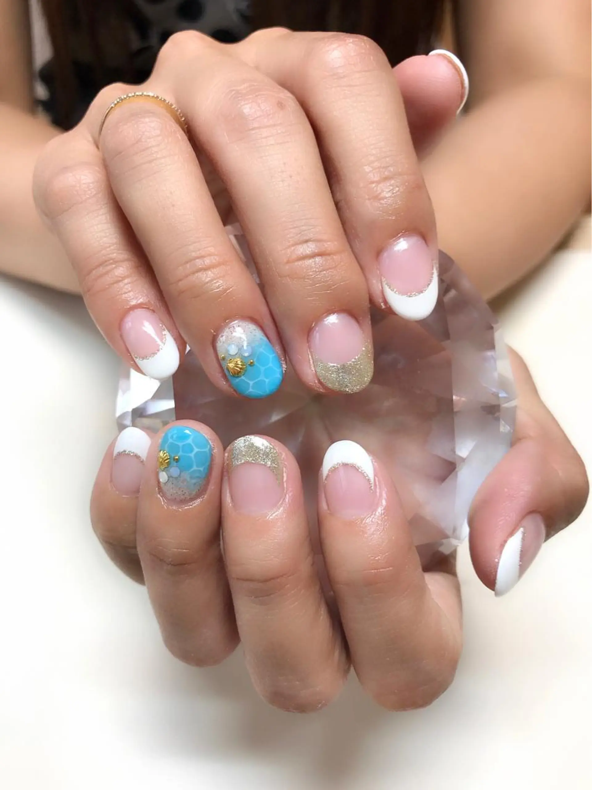 ネイル ハンドネイル 'mm  (ミリ) ＭＡＮＡＭＩのネイルデザイン