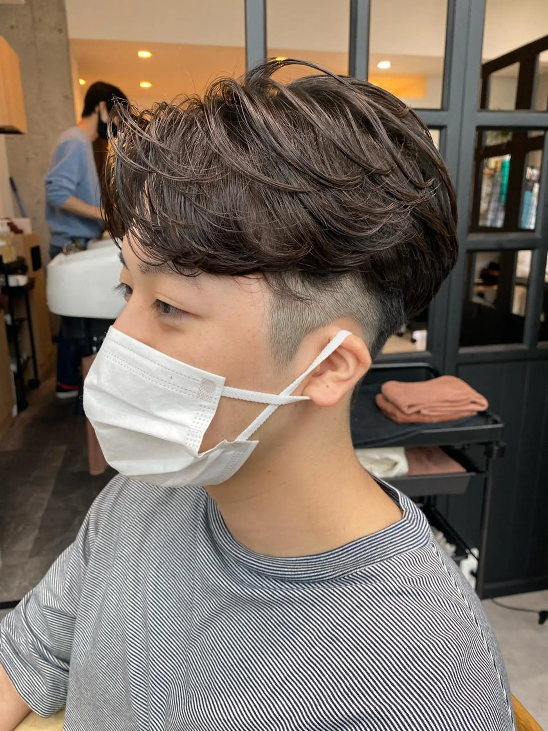 パーマ メンズ カット パーマ 似合う髪型が 分からない方へのヘアスタイル