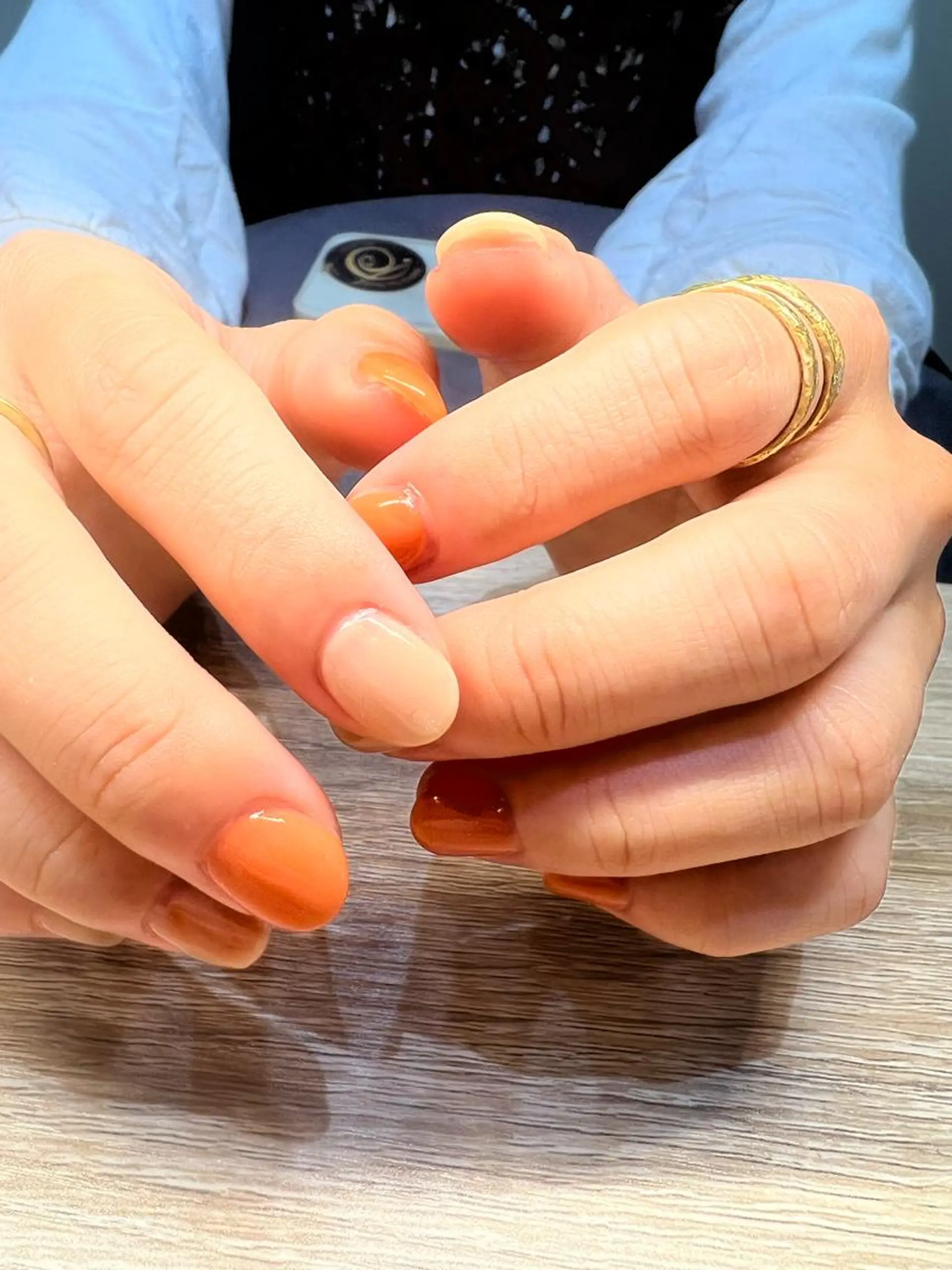 ヘアアレンジ ネイル ワンカラーネイル オレンジ ヘアメイクネイリスト 💄💅hidemiのヘアスタイル