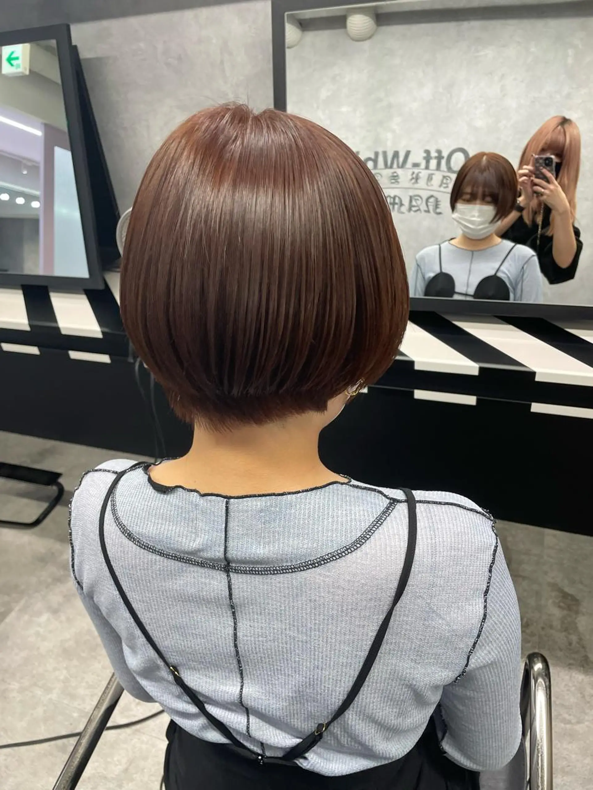 ショート Cielro/ダブル カラー/西田咲希のヘアスタイル