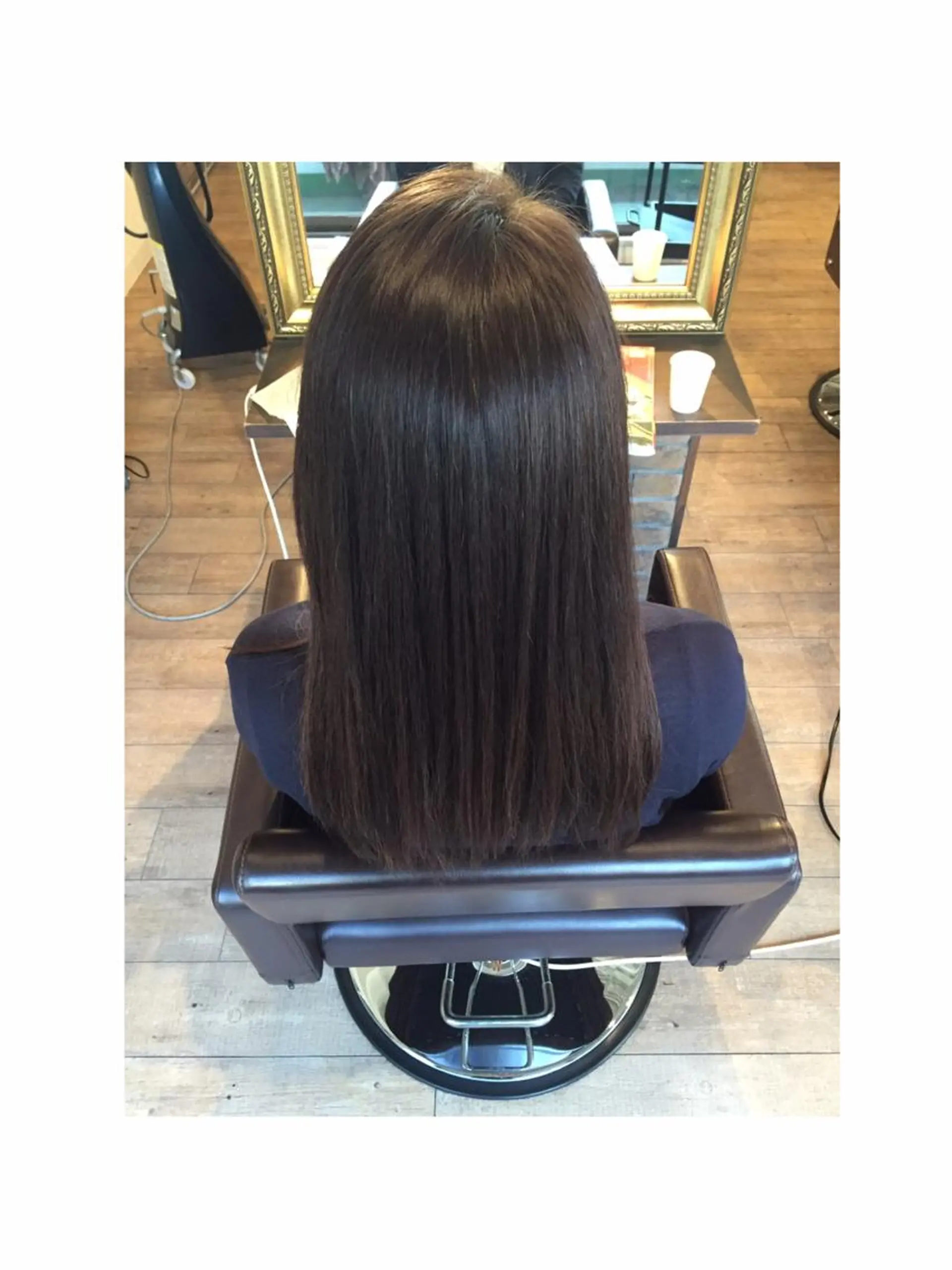 セミロング カラー カット ヘアカラー トリートメント shi hoのヘアスタイル