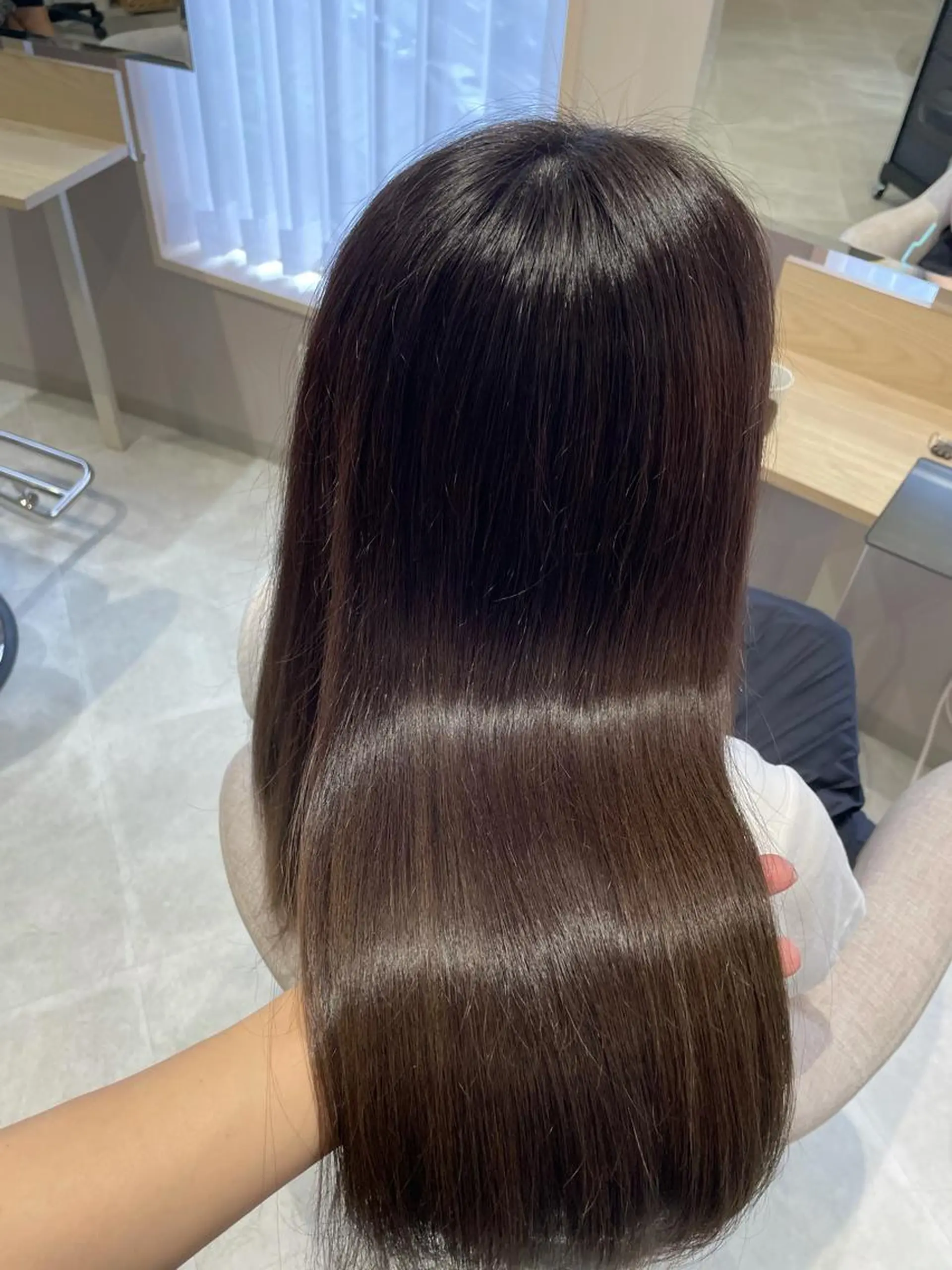 セミロング トリートメント 髪質改善お任せ ください♪ひとみのヘアスタイル