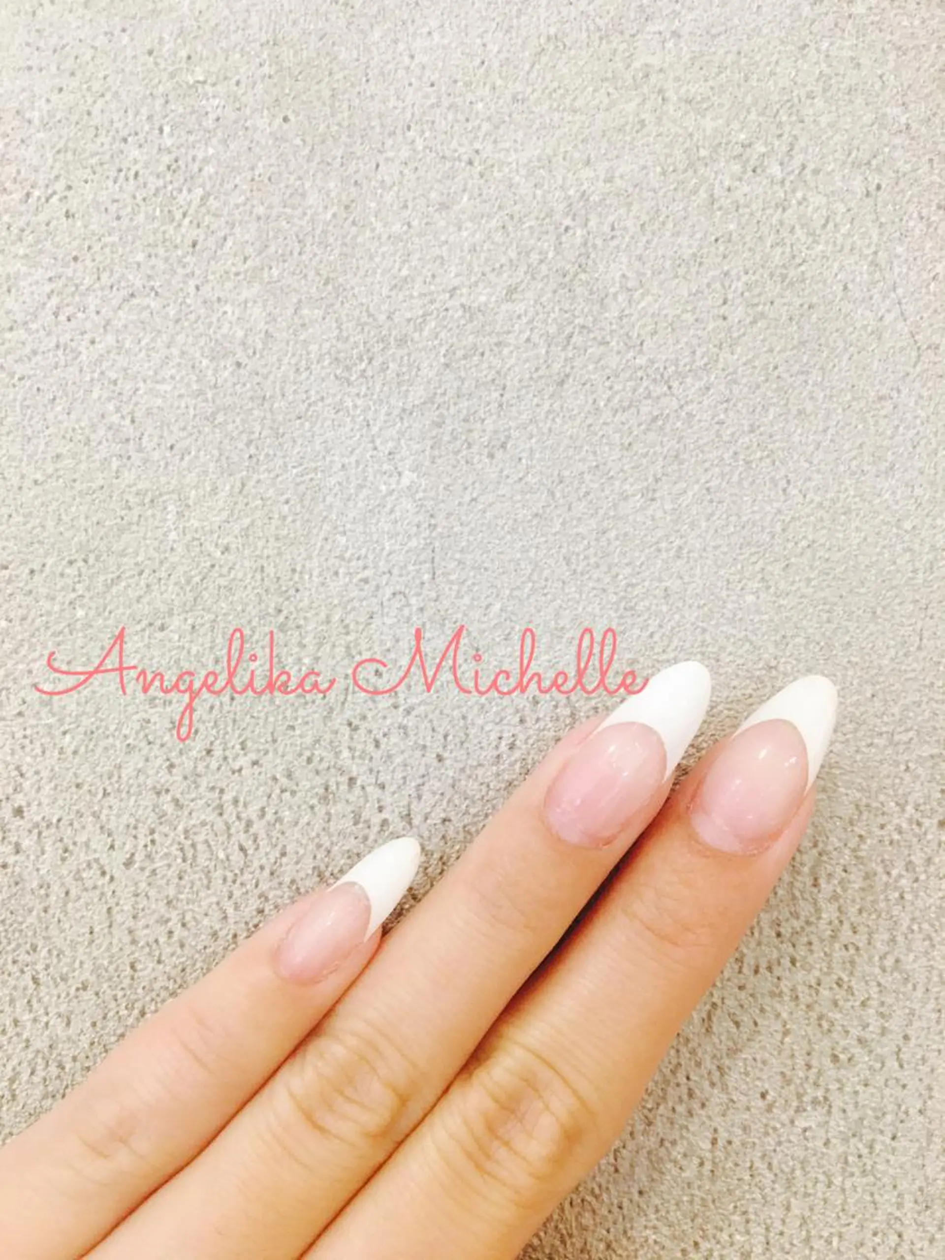 ネイル フレンチネイル Angelica 小関のネイルデザイン