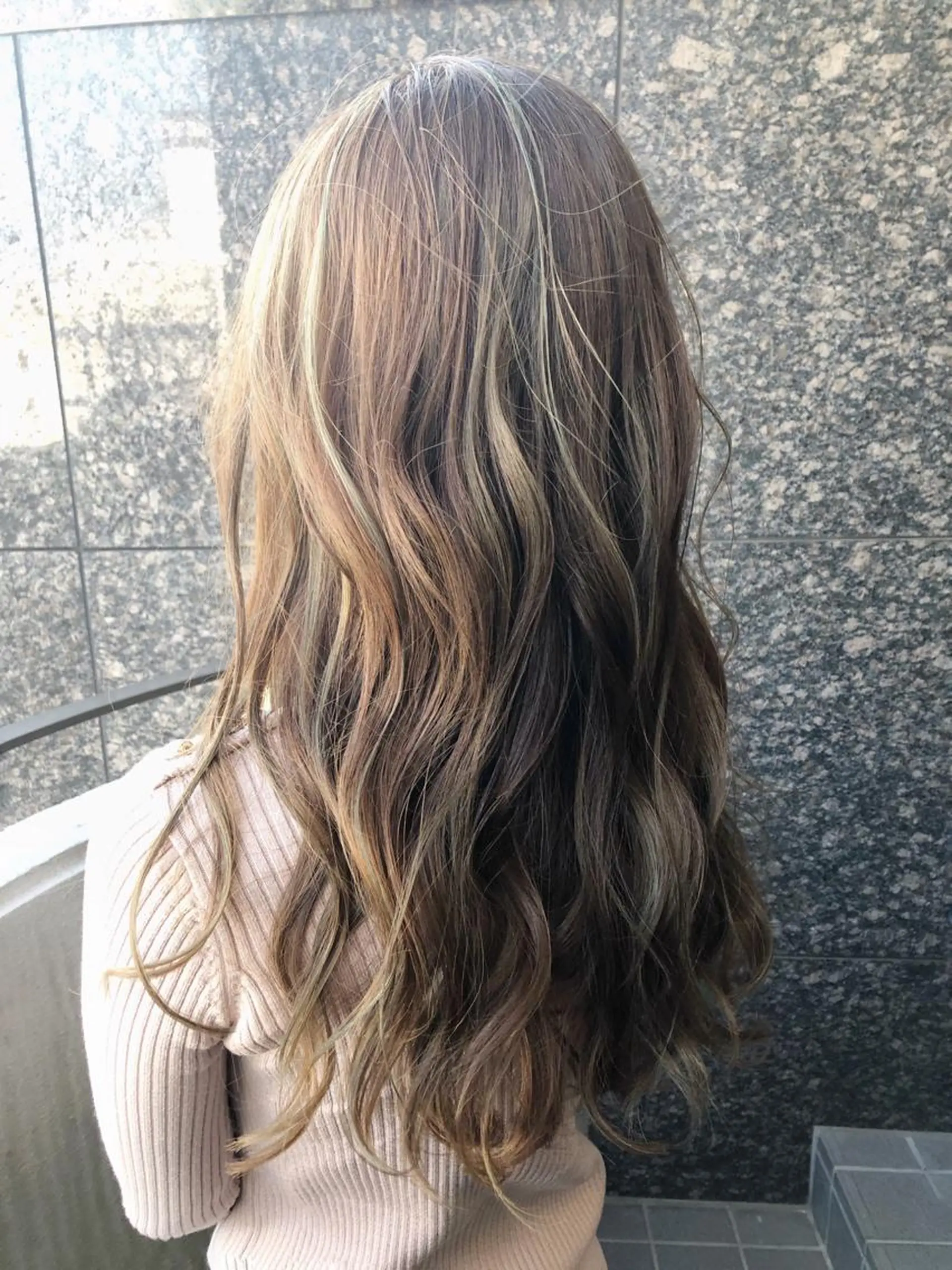 ロング カラーアンドケアリタ kitamuuuのヘアスタイル