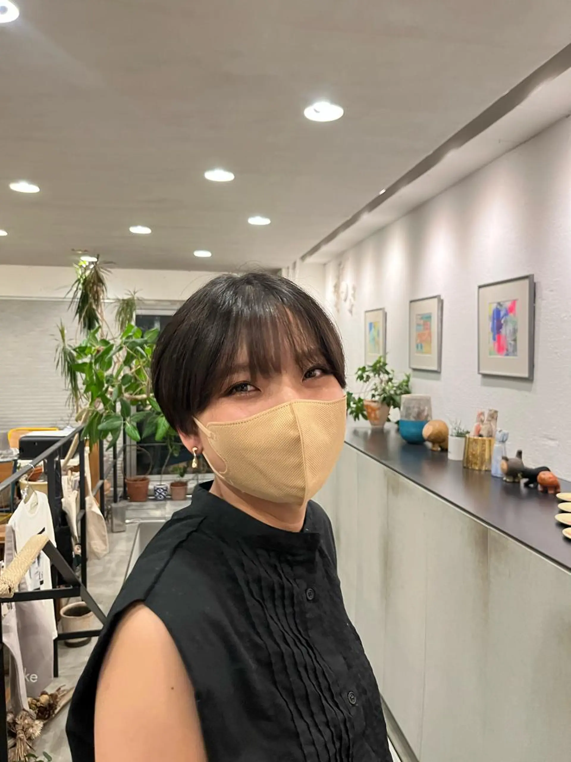 ショート うる艶カラー/恵比寿 ベージュ/丸山陽平のヘアスタイル