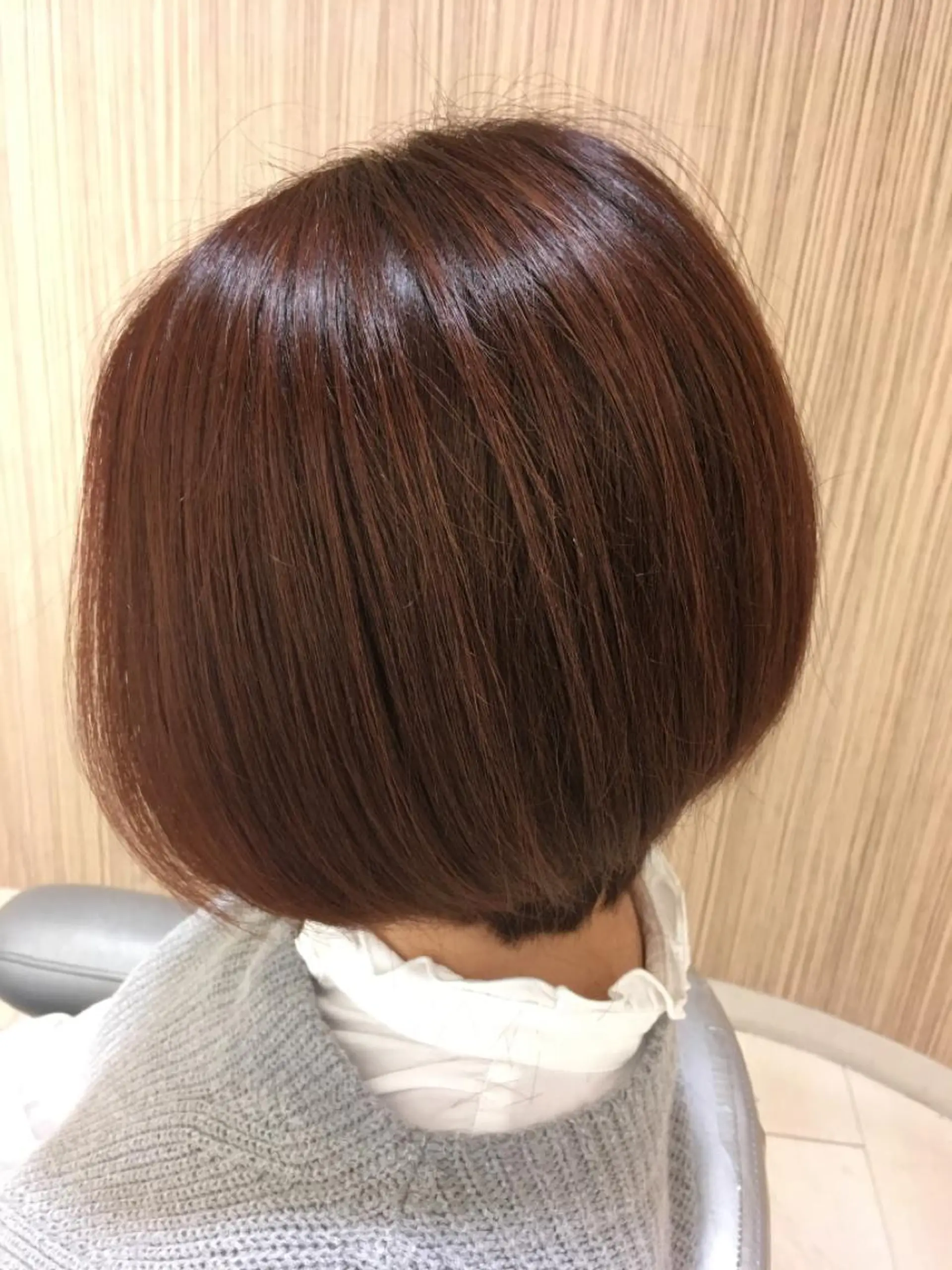 ミディアム カラー グラデーションカラー レッドカラー ボブ 森島 雅之のヘアスタイル