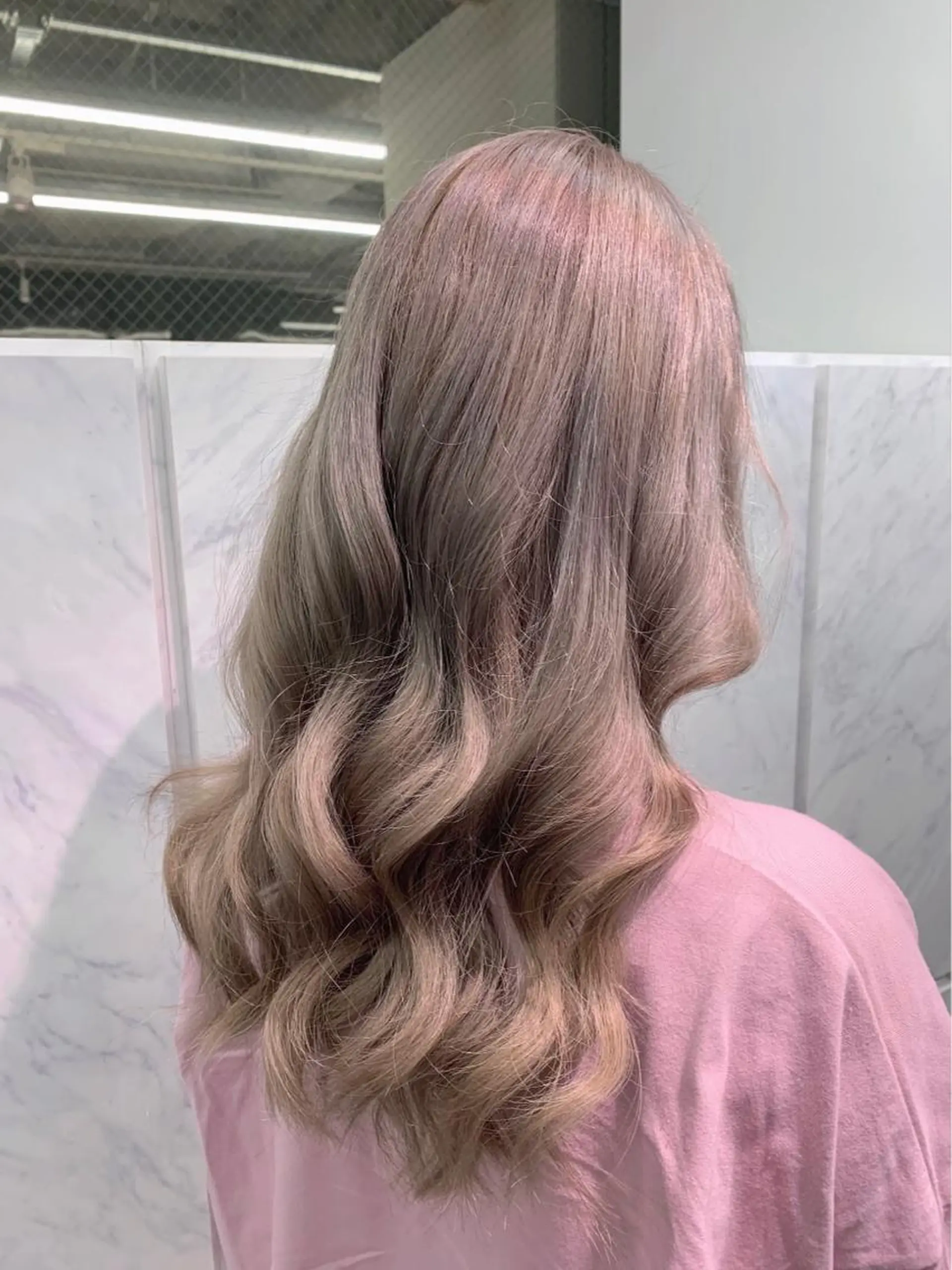 ロング カラー ヘアカラー トリートメント とも🏆プルエクステ /髪質改善🏆渋谷のヘアスタイル