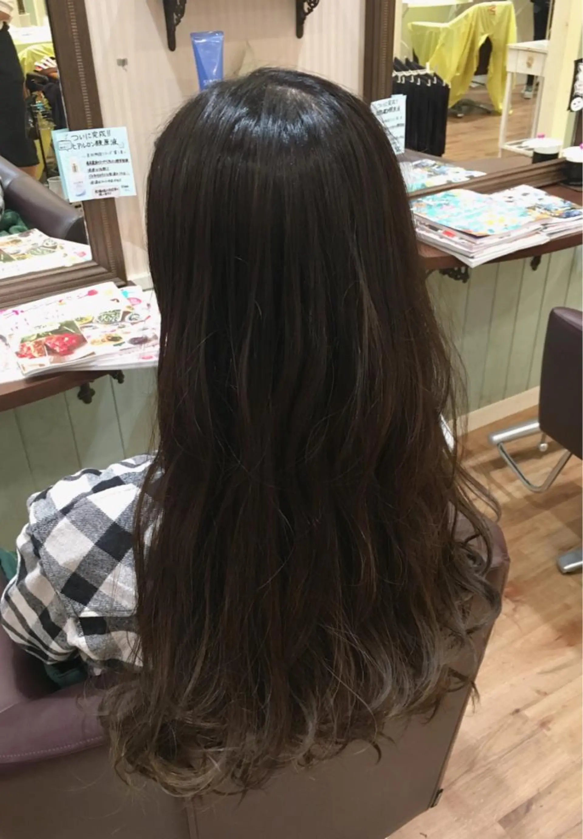 ロング カラー グラデーションカラー グレージュ ビーズアモール 豊田店のヘアスタイル