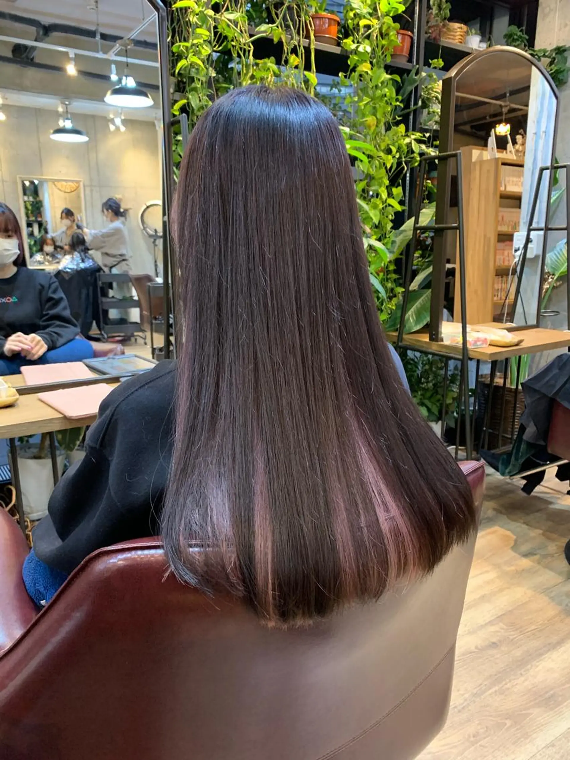 ロング カラー 安達 俊亮のヘアスタイル