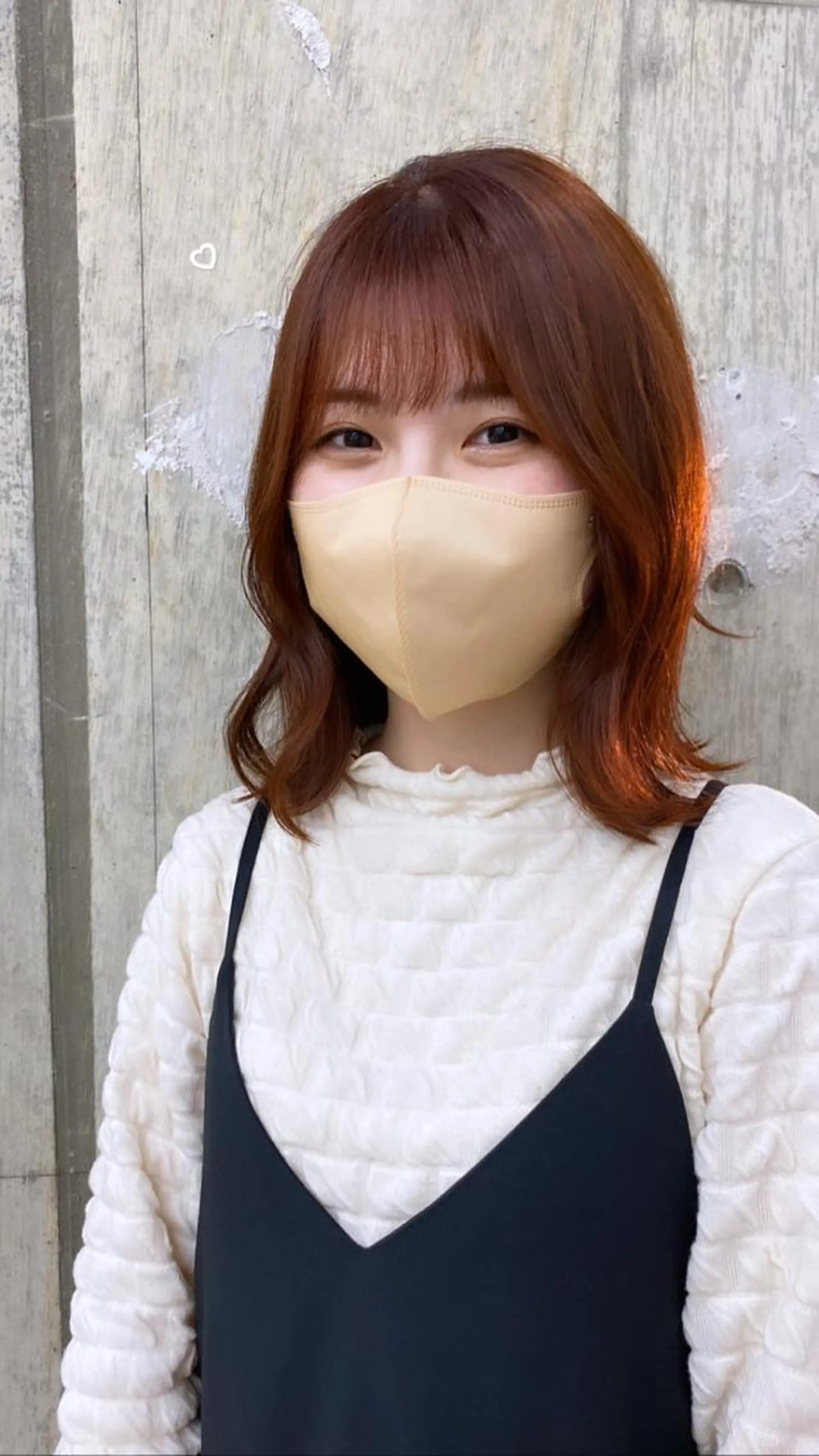 ミディアム カラー KVELL ユナのヘアスタイル