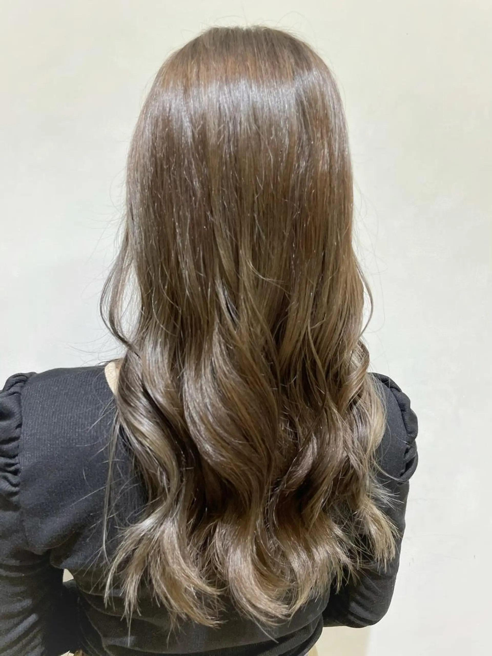 セミロング 髪質改善お任せ ください♪ひとみのヘアスタイル