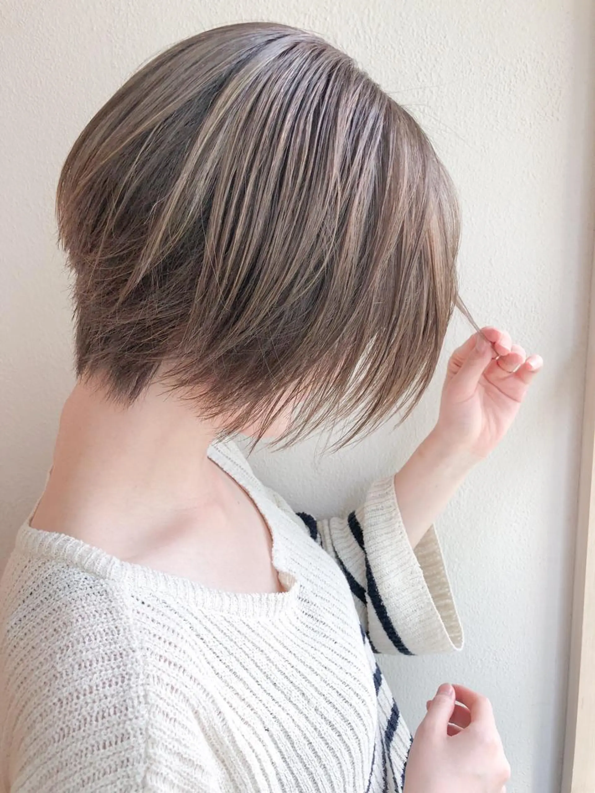 ショート カラー ブリーチ ダブルカラー 【1日2名様限定】 AFLOAT白川雄副のヘアスタイル